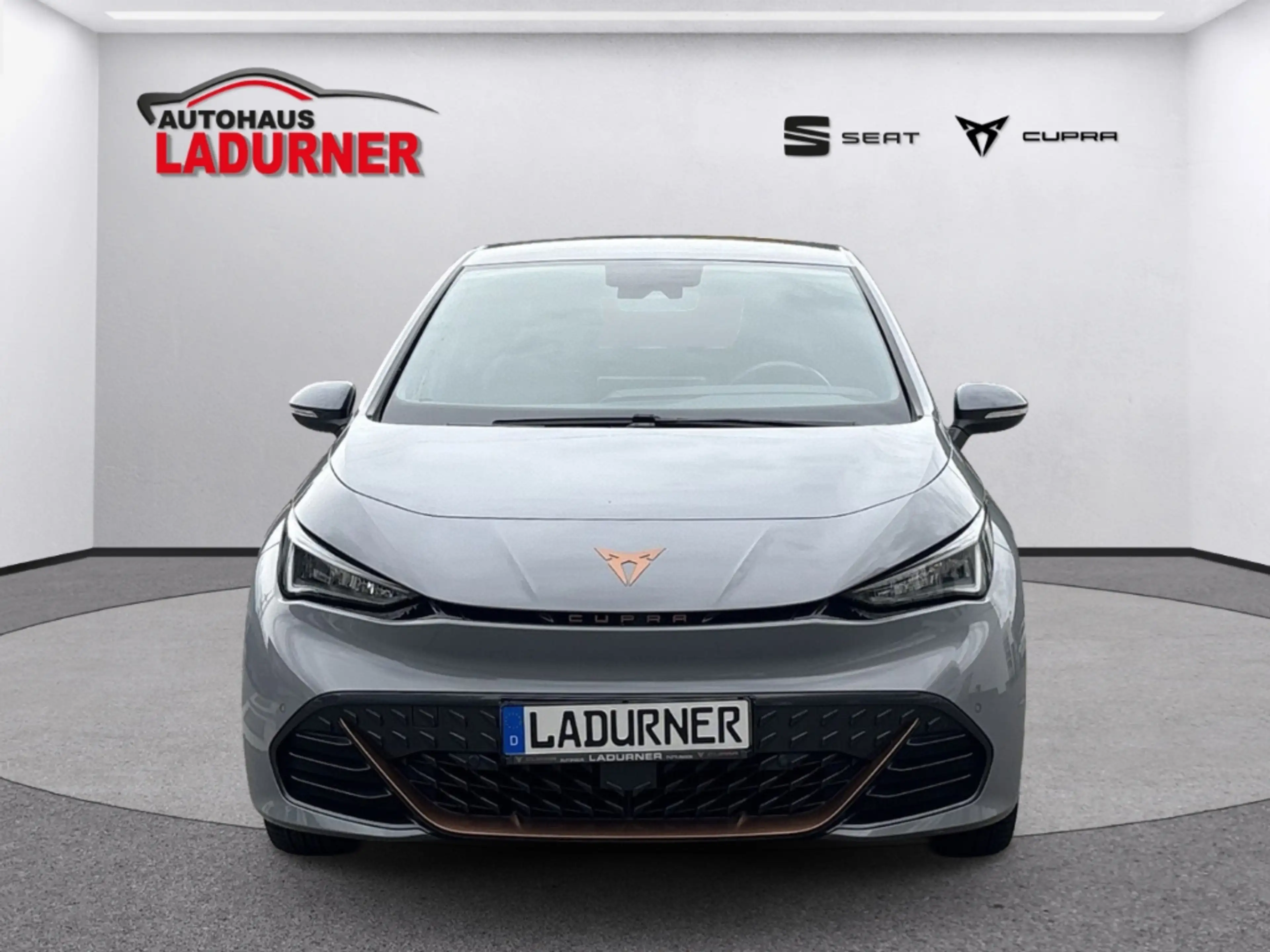 CUPRA Born *170 kW+77KW+Navi+Digitales Cockpit+LED+ACC+DAB+Am — photo 8