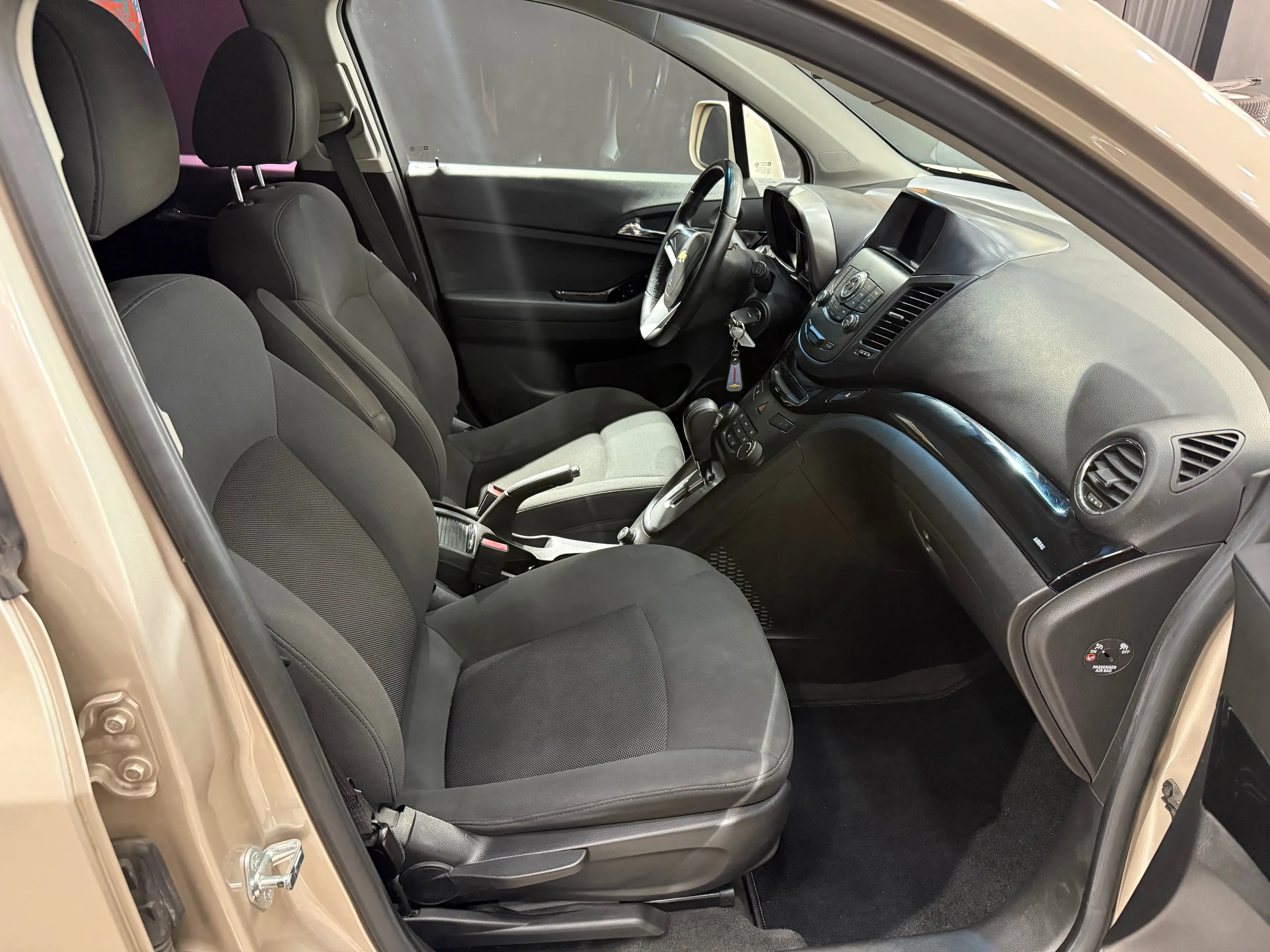 Chevrolet Orlando 7 Sitzer*AUTOMATIK*NAVI*KAMERA*KLIMA*PDC — photo 5
