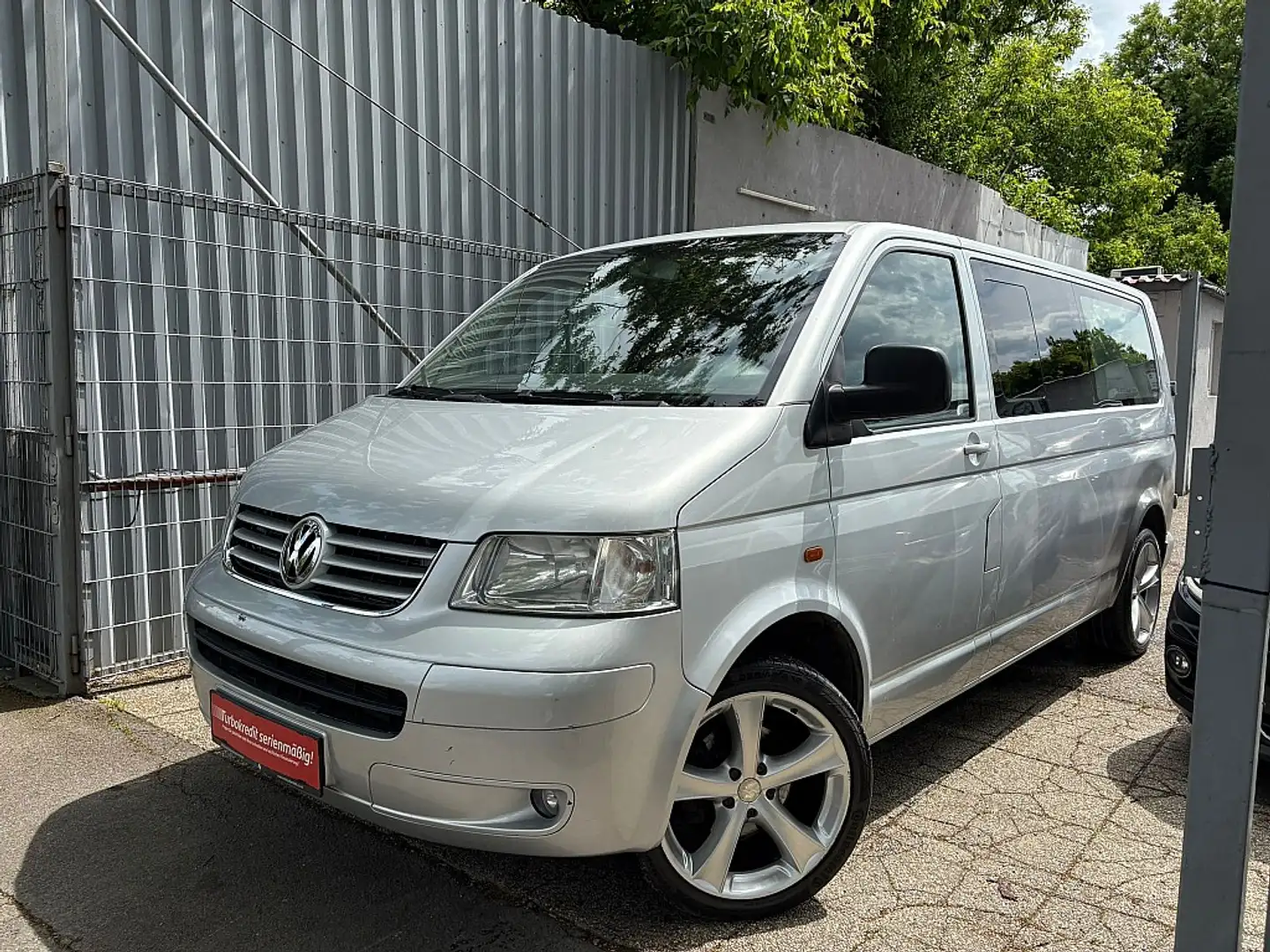 Volkswagen T5 Kombi T5 HD-Kombi LR 2,5 TDI 4motion*KEIN PICKERL!!!!... Argintiu - 1