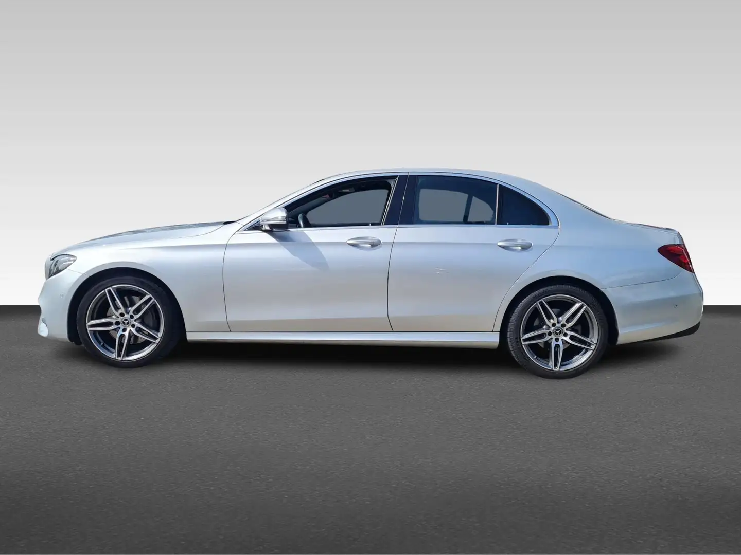 Mercedes-Benz E 200 Business Solution AMG  | automaat Grau - 2