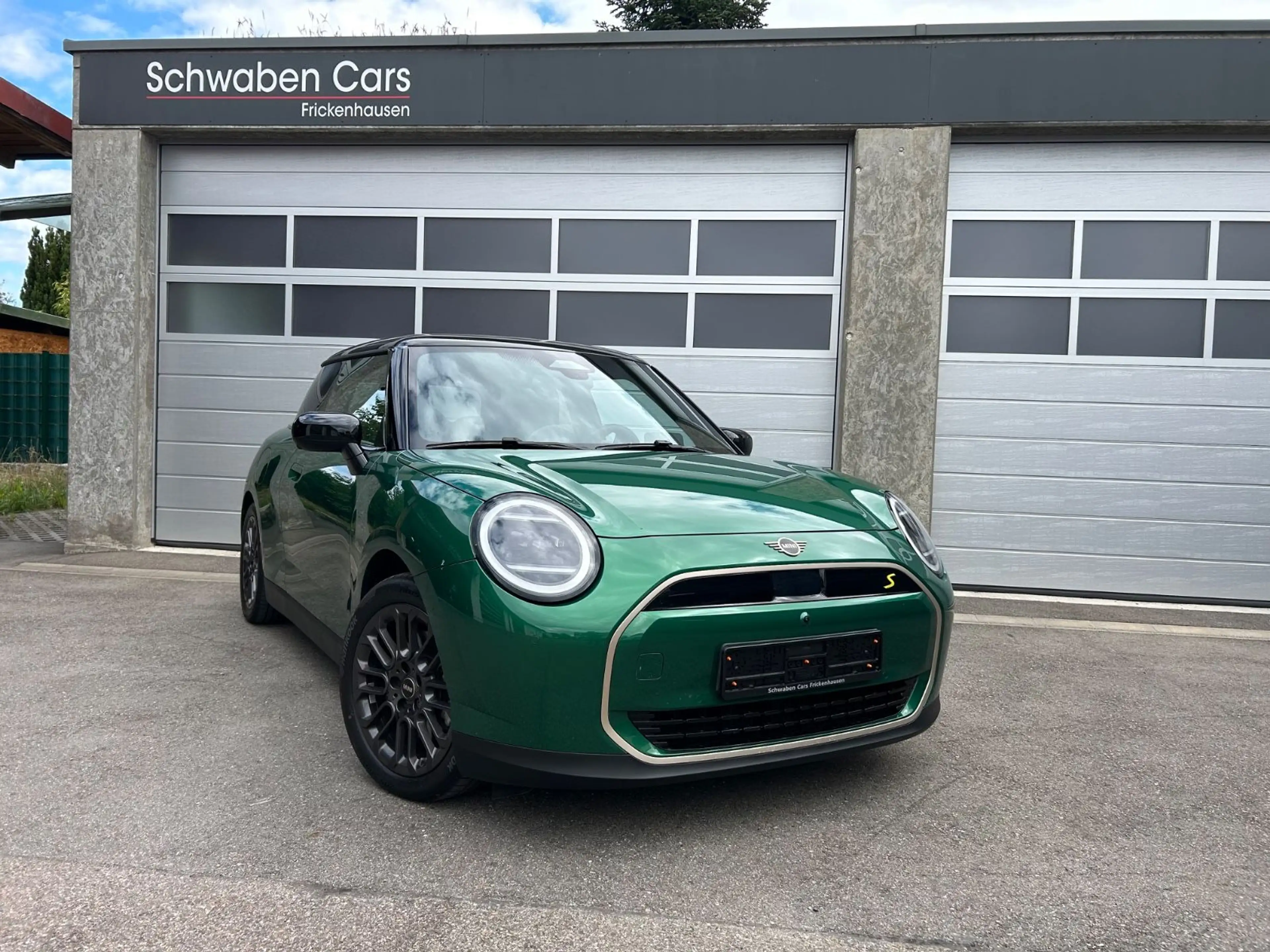 MINI Cooper SE FAVOURED XL HUD H&K ACC Pano Kamera — photo 12