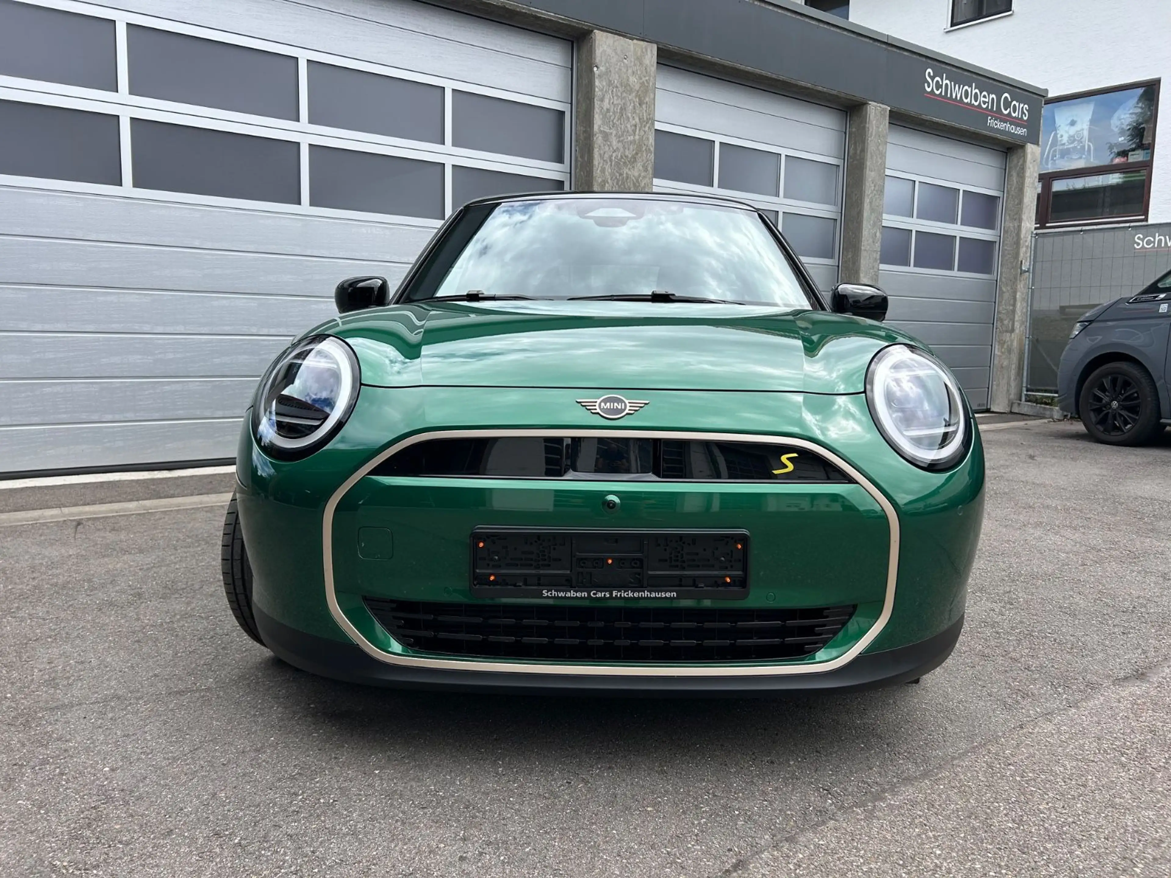 MINI Cooper SE FAVOURED XL HUD H&K ACC Pano Kamera — photo 6