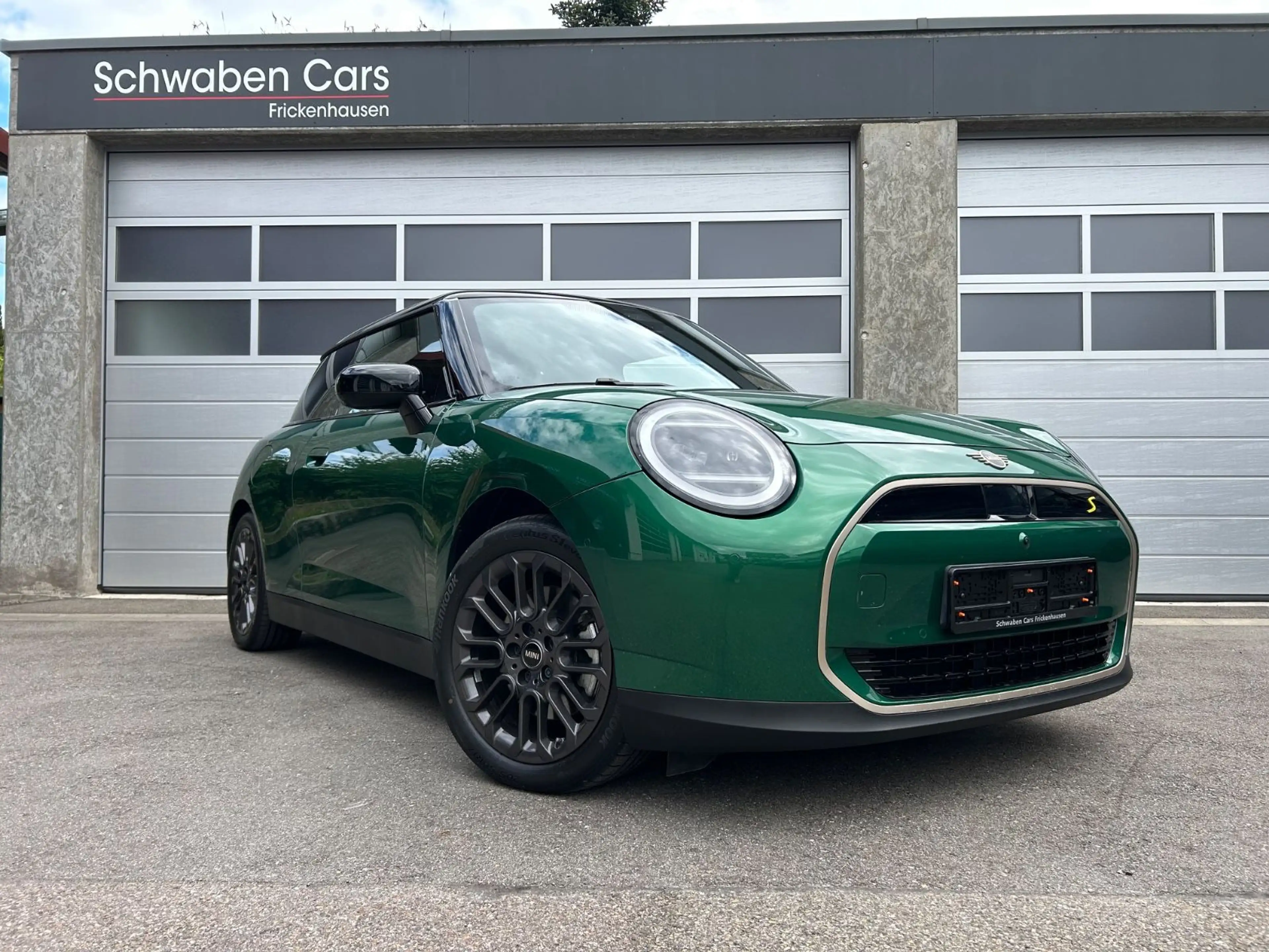 MINI Cooper SE FAVOURED XL HUD H&K ACC Pano Kamera — photo 9