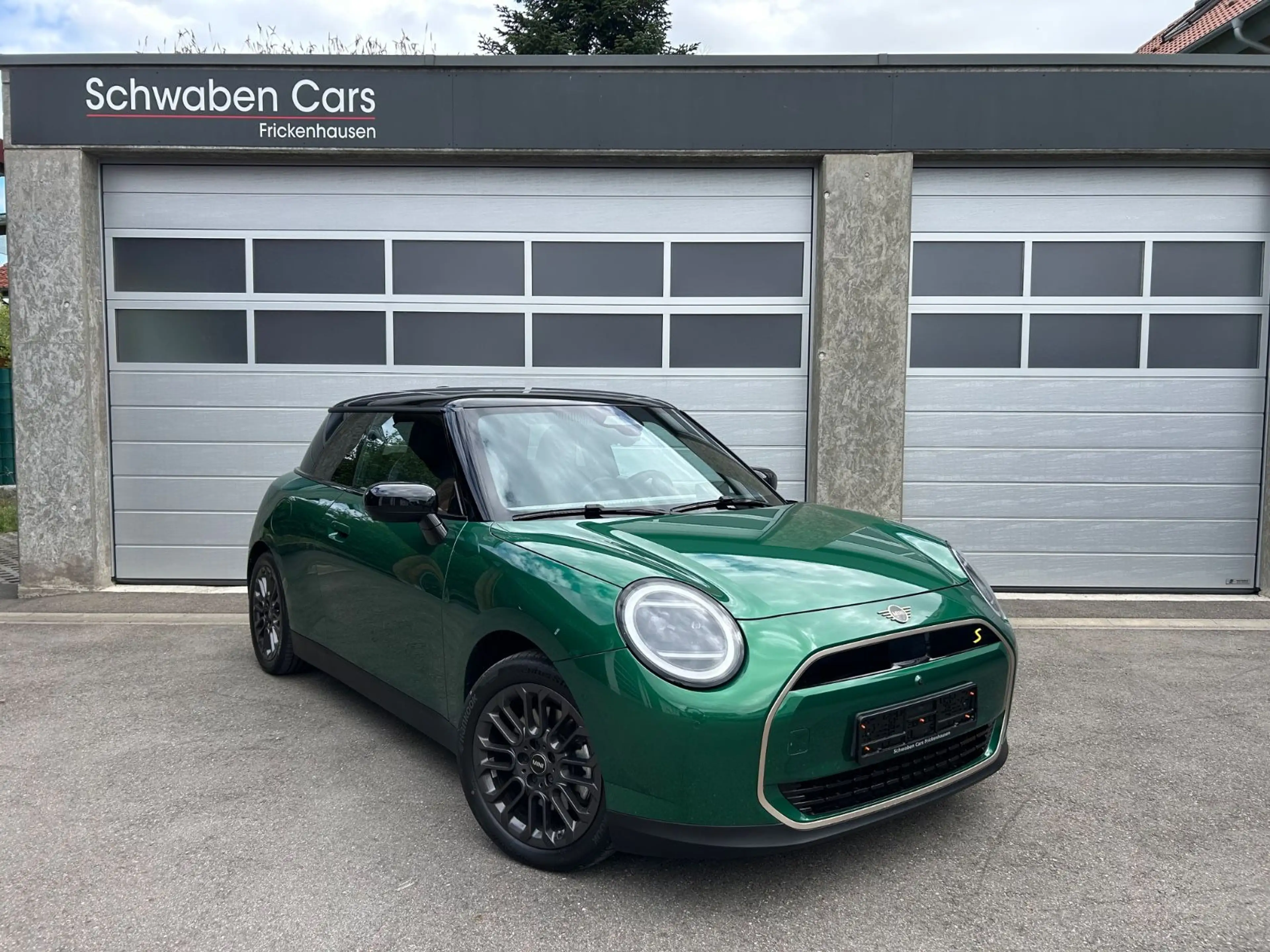 MINI Cooper SE FAVOURED XL HUD H&K ACC Pano Kamera — photo 8