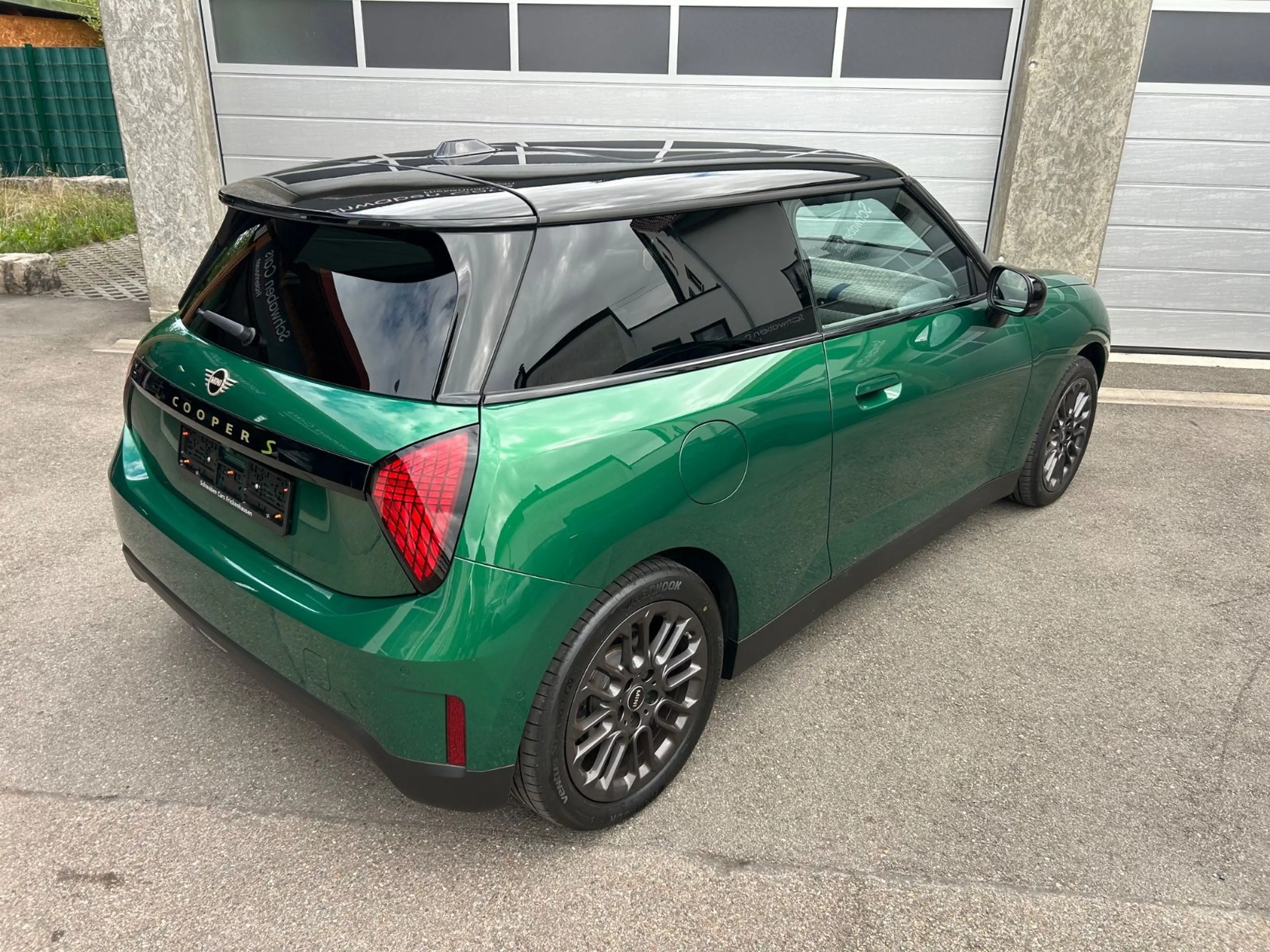 MINI Cooper SE FAVOURED XL HUD H&K ACC Pano Kamera — photo 14