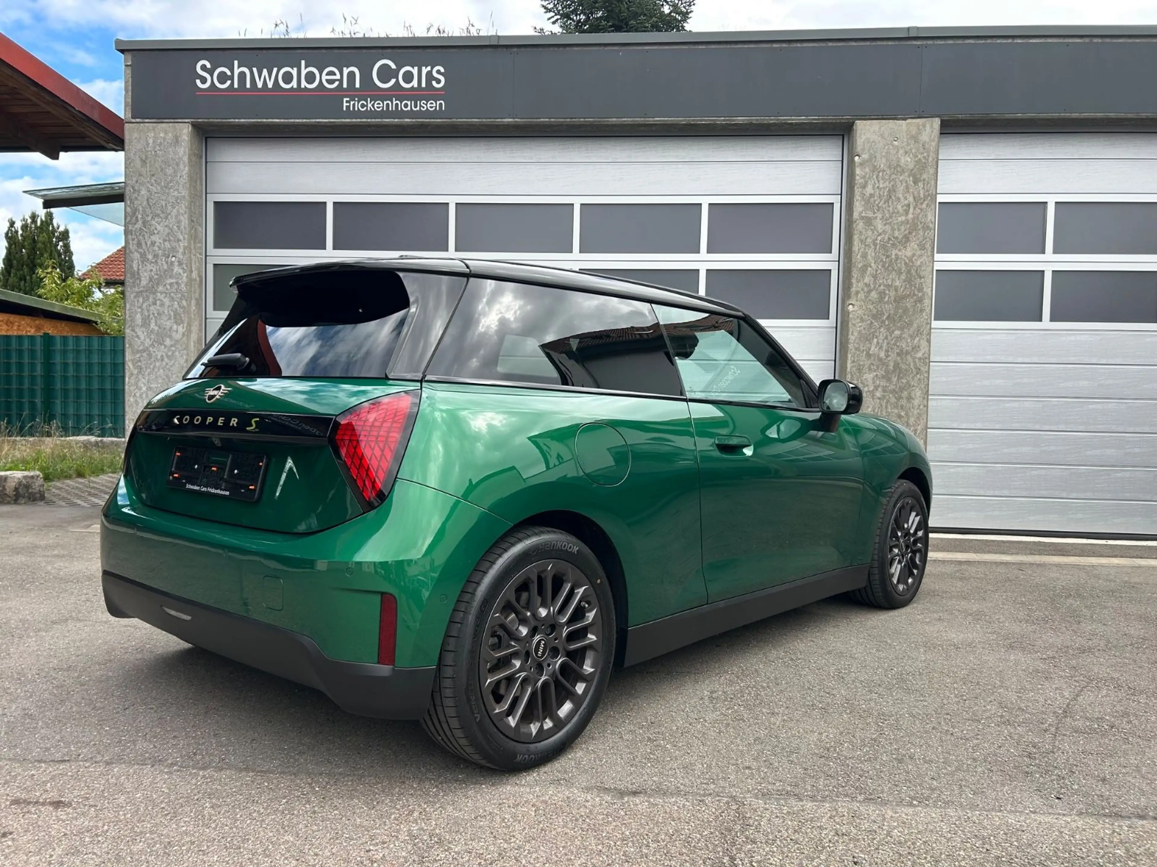 MINI Cooper SE FAVOURED XL HUD H&K ACC Pano Kamera — photo 13