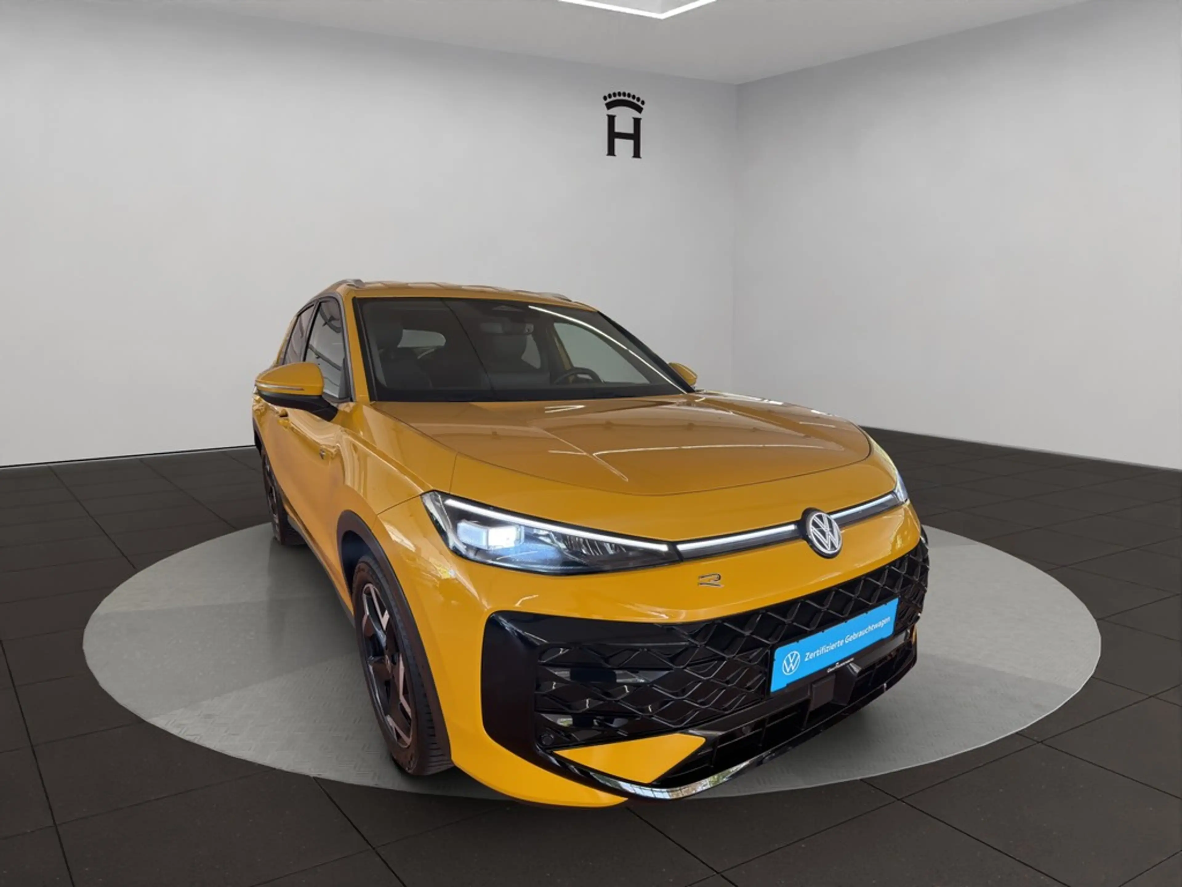 Volkswagen T-Roc 1.5 eTSI Automatik R-Line Kamera SzHzg ACC SzHzg — photo 15