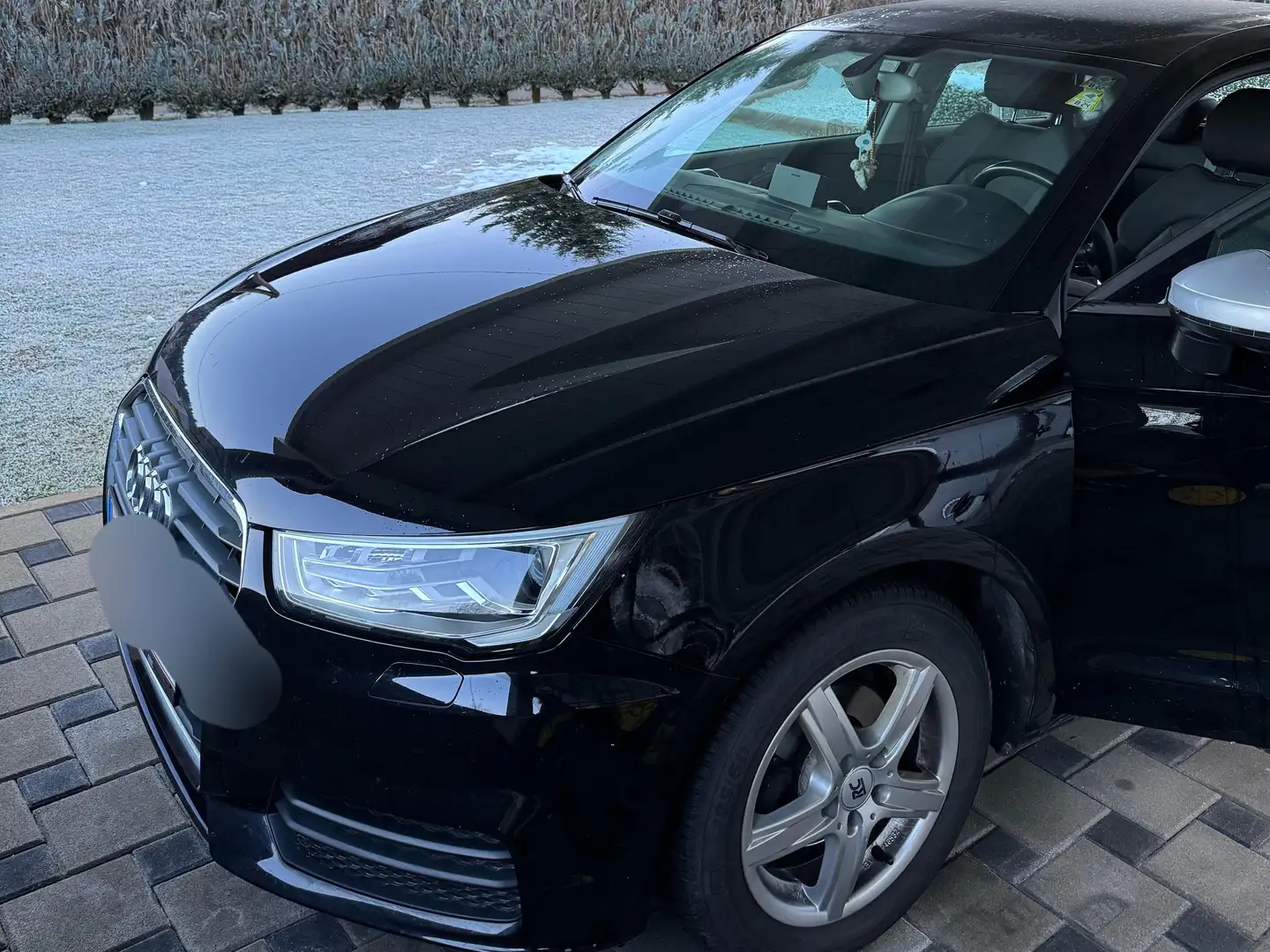 Audi A1 A1 SB 1,0 TFSI Sport Sport Schwarz - 1