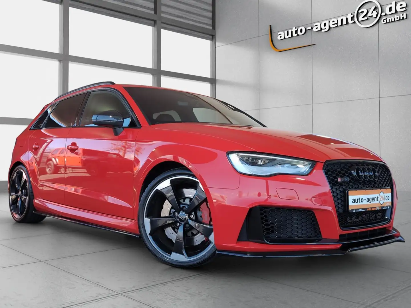 Audi RS3 2.5 TFSI quat/LED/B&O/DAB/Carbon/Keyless/Kamera Rot - 1