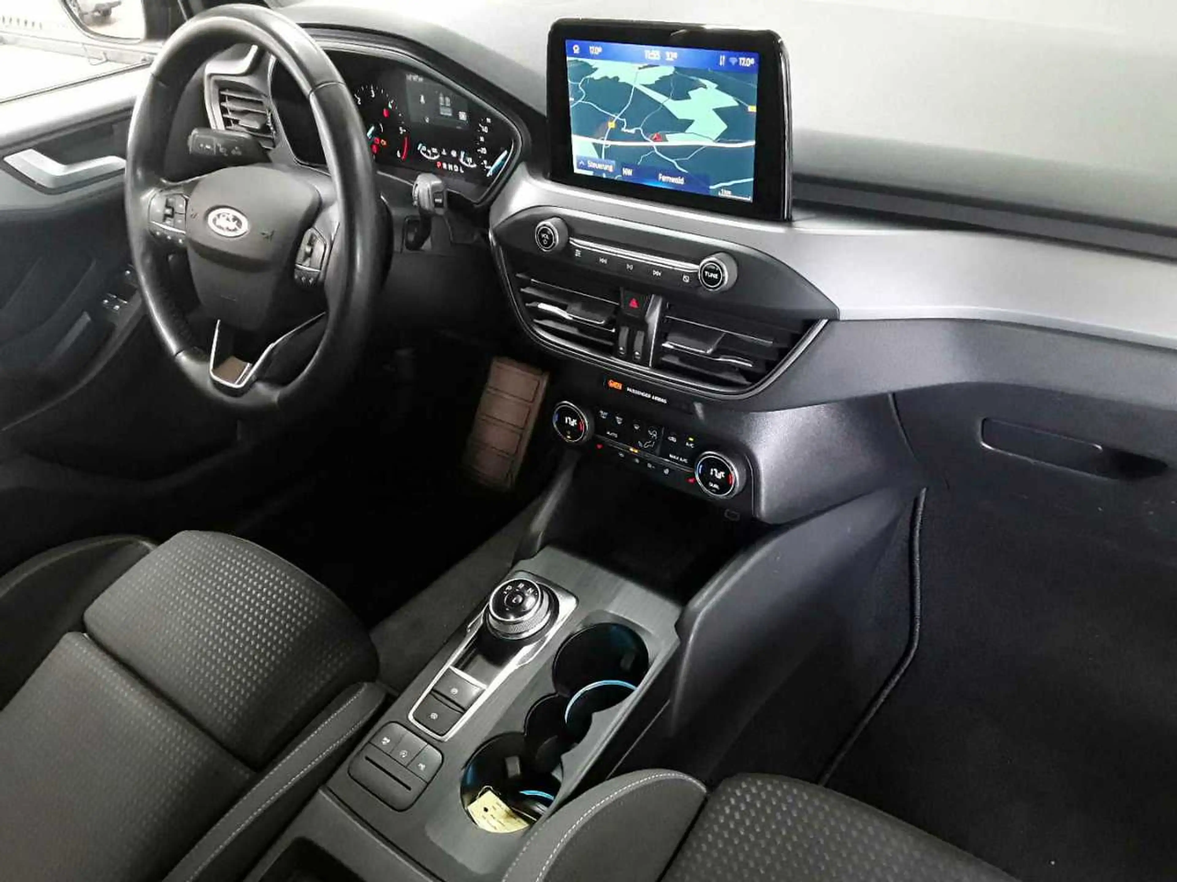 Ford Focus Focus Turnier 1.5 EB Aut. COOL&CONNECT — photo 13