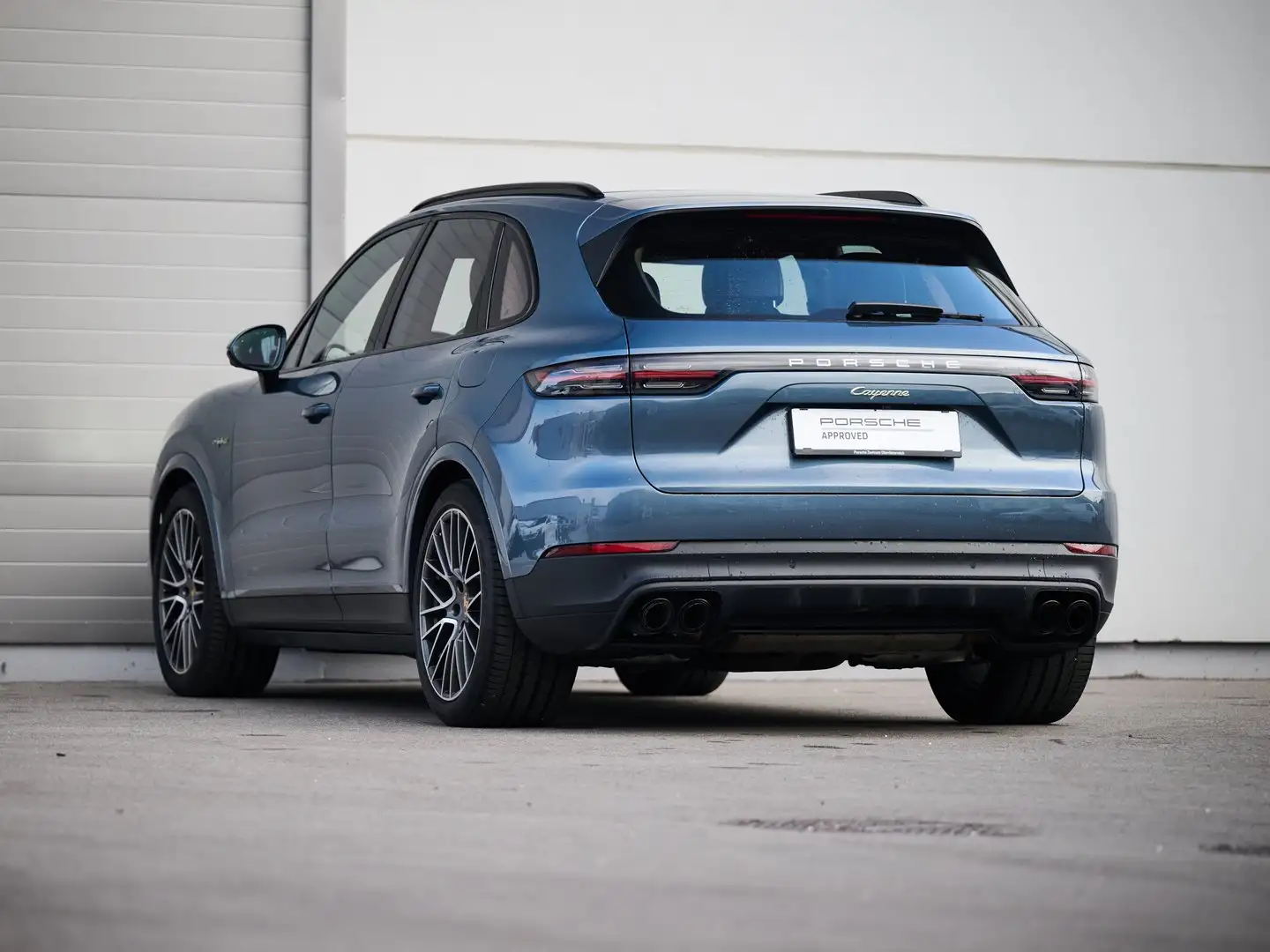Porsche Cayenne E-Hybrid III Blau - 2
