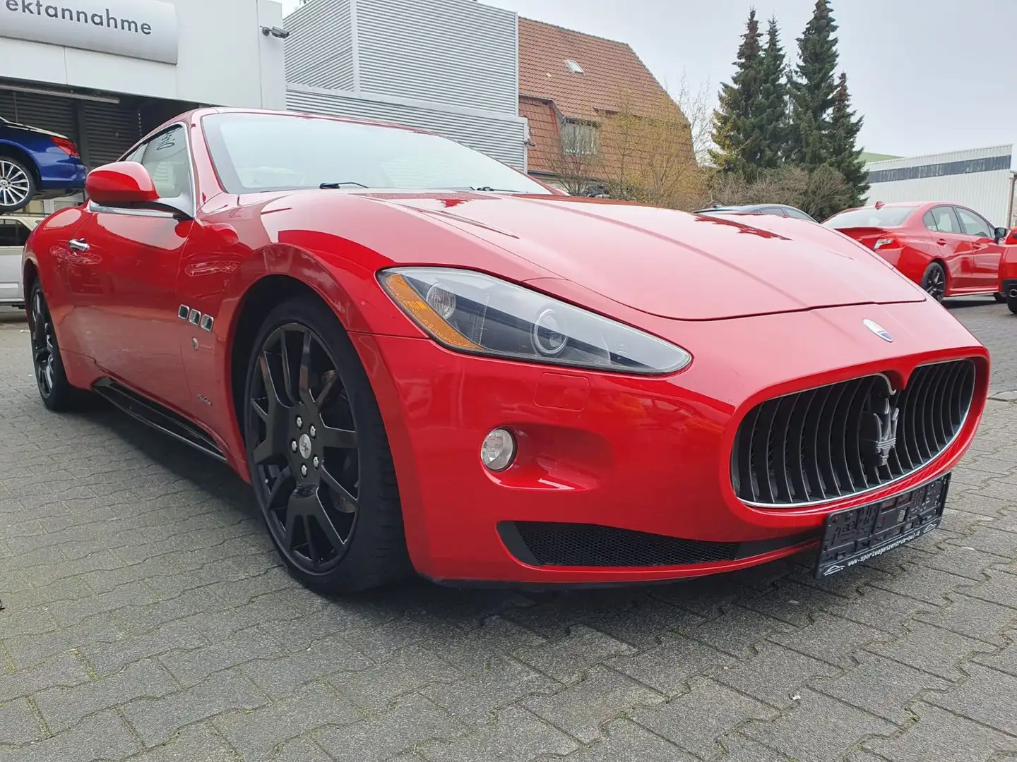 Maserati GranTurismo 4.2 V8 Automatik*NAVI*KLIMA*BOSE crvena - 1