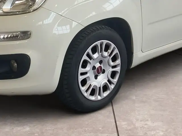 Fiat Panda view 15