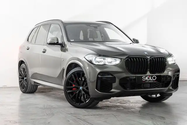 BMW X5 M M50i