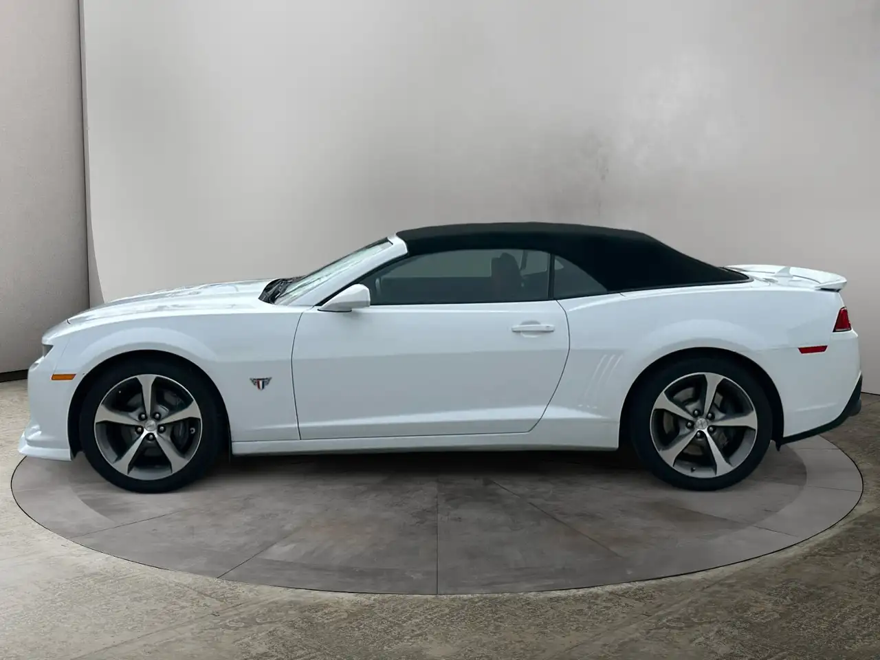 Chevrolet Camaro photo Chevrolet Camaro