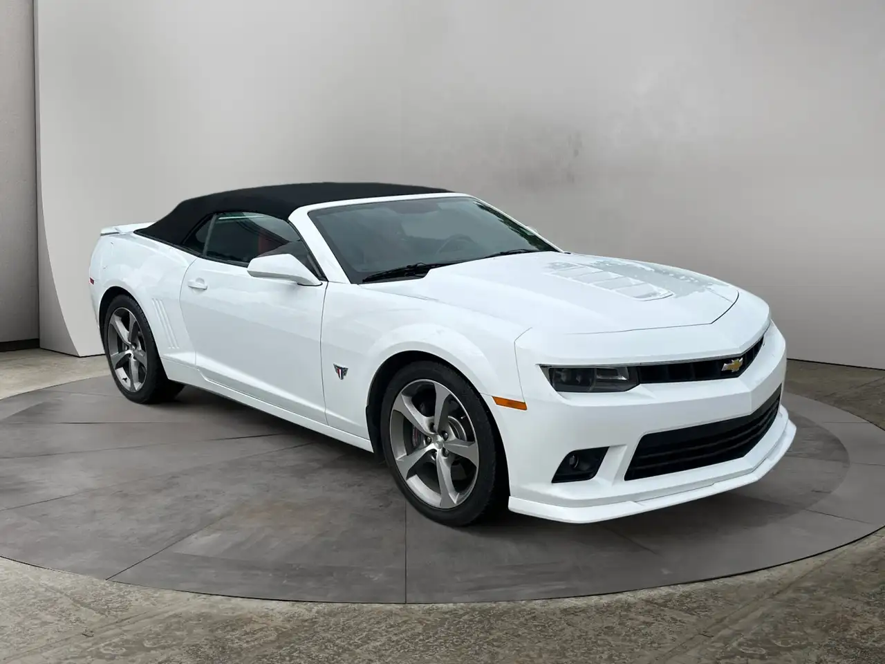 Chevrolet Camaro photo Chevrolet Camaro