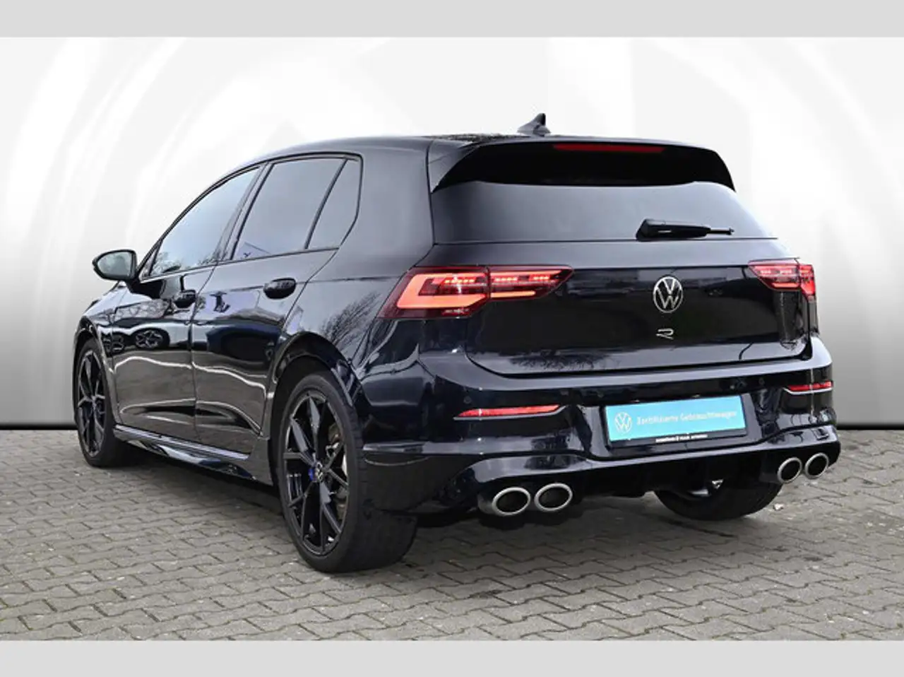 Volkswagen Golf VIII 2.0 TSI 4 Motion DSG R 4