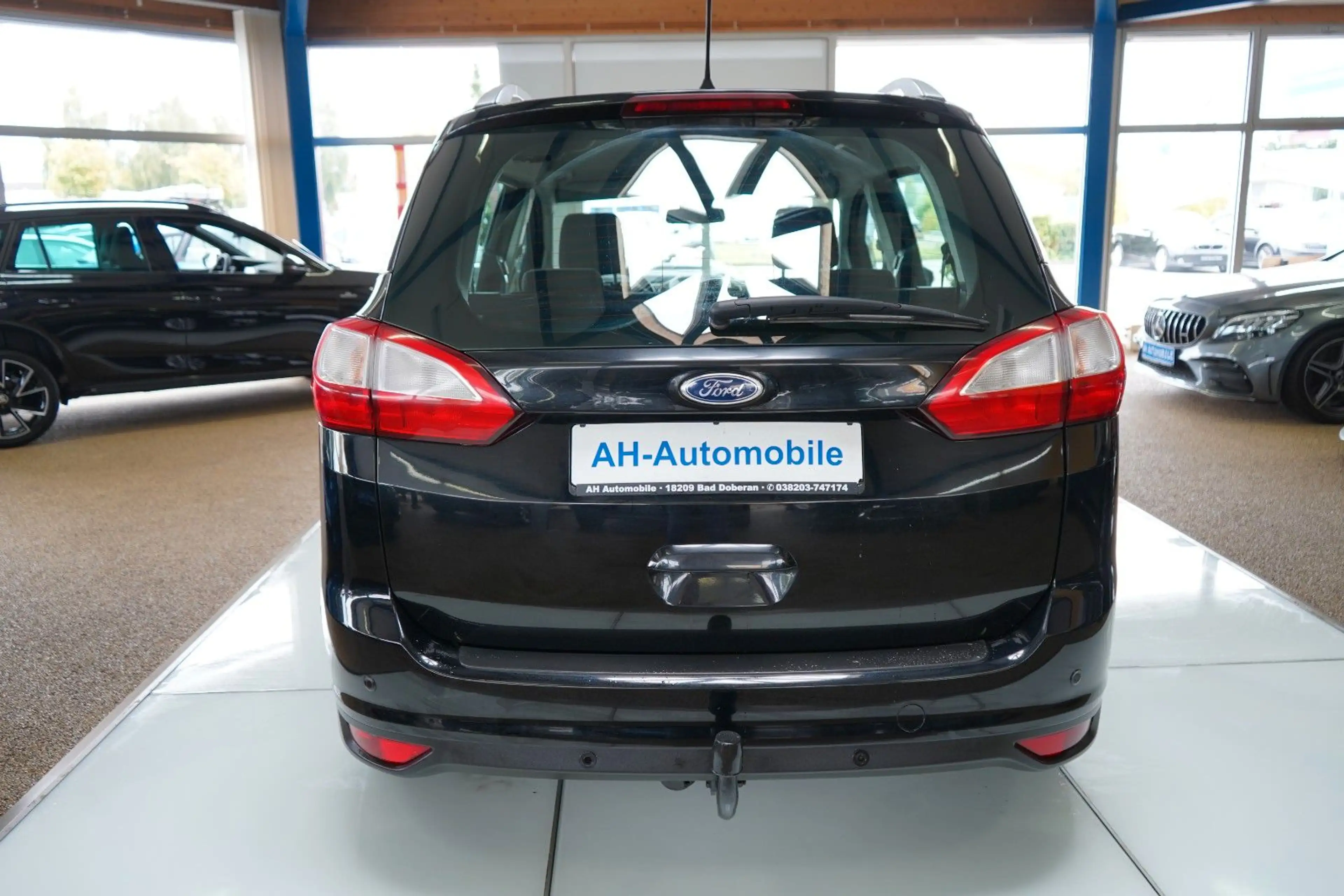 Ford Grand C-Max Grand C-MAX Titanium NAVI / KLIMA / PDC — photo 6