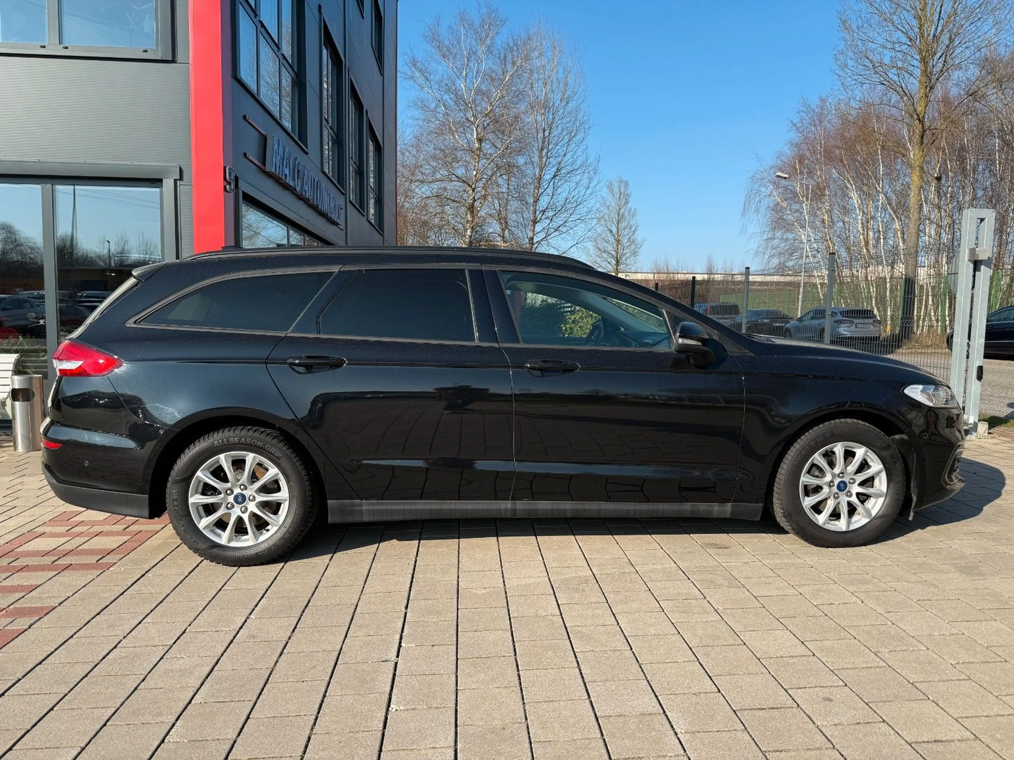 Ford Mondeo Turnier Trend(Tüv&Insp.neu) — photo 4