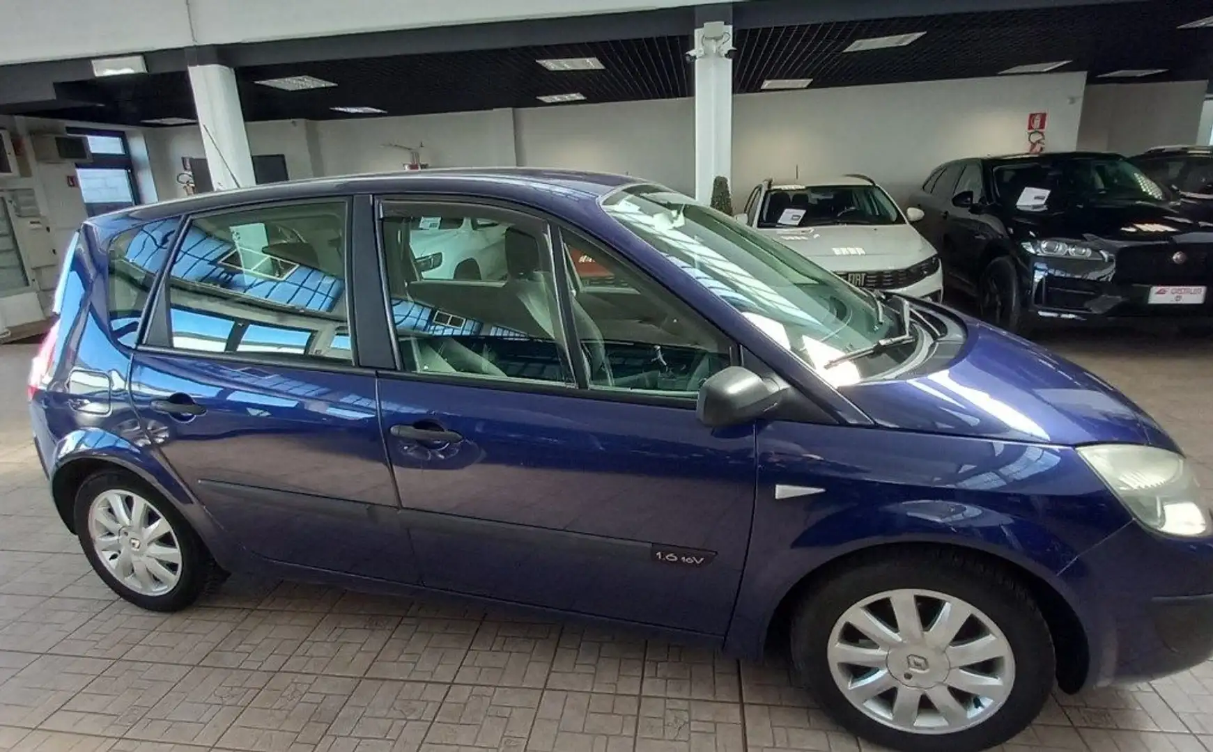 Renault Scenic 1.6 16V Confort Authentique gpl 5 posti Blu/Azzurro - 2