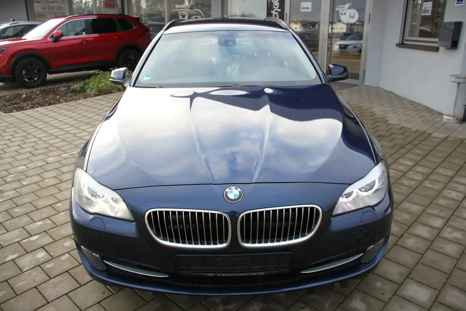 BMW 530 530 d Touring xDrive Bleu - 2