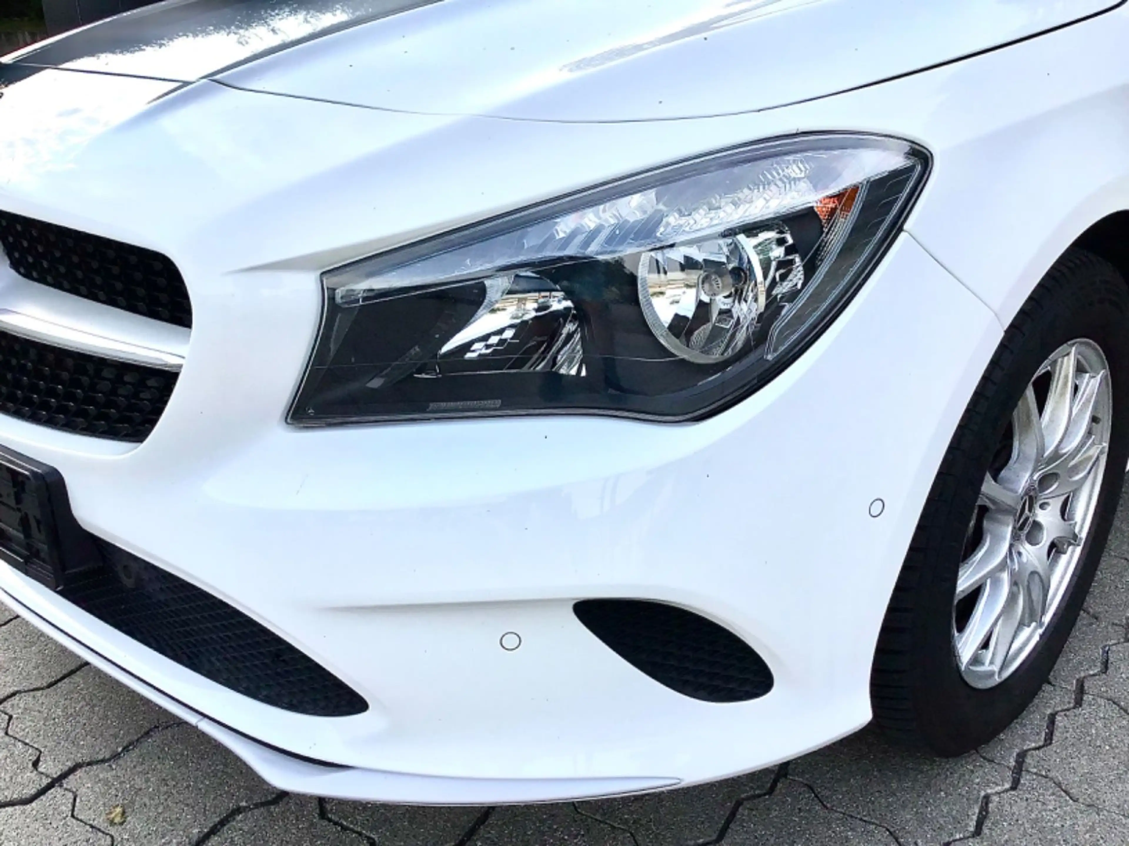 Mercedes-Benz CLA 200 CLA 200d Sh.Brake Aut. NAVI/PDC/AHK/SHZ-TÜV NEU! — photo 13