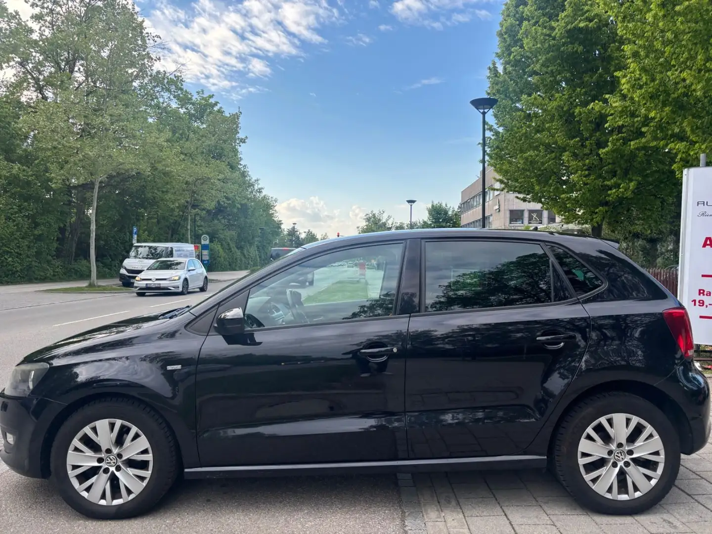 Volkswagen Polo V Life*TÜV NEU*KLIMA*SHZ* Nero - 2