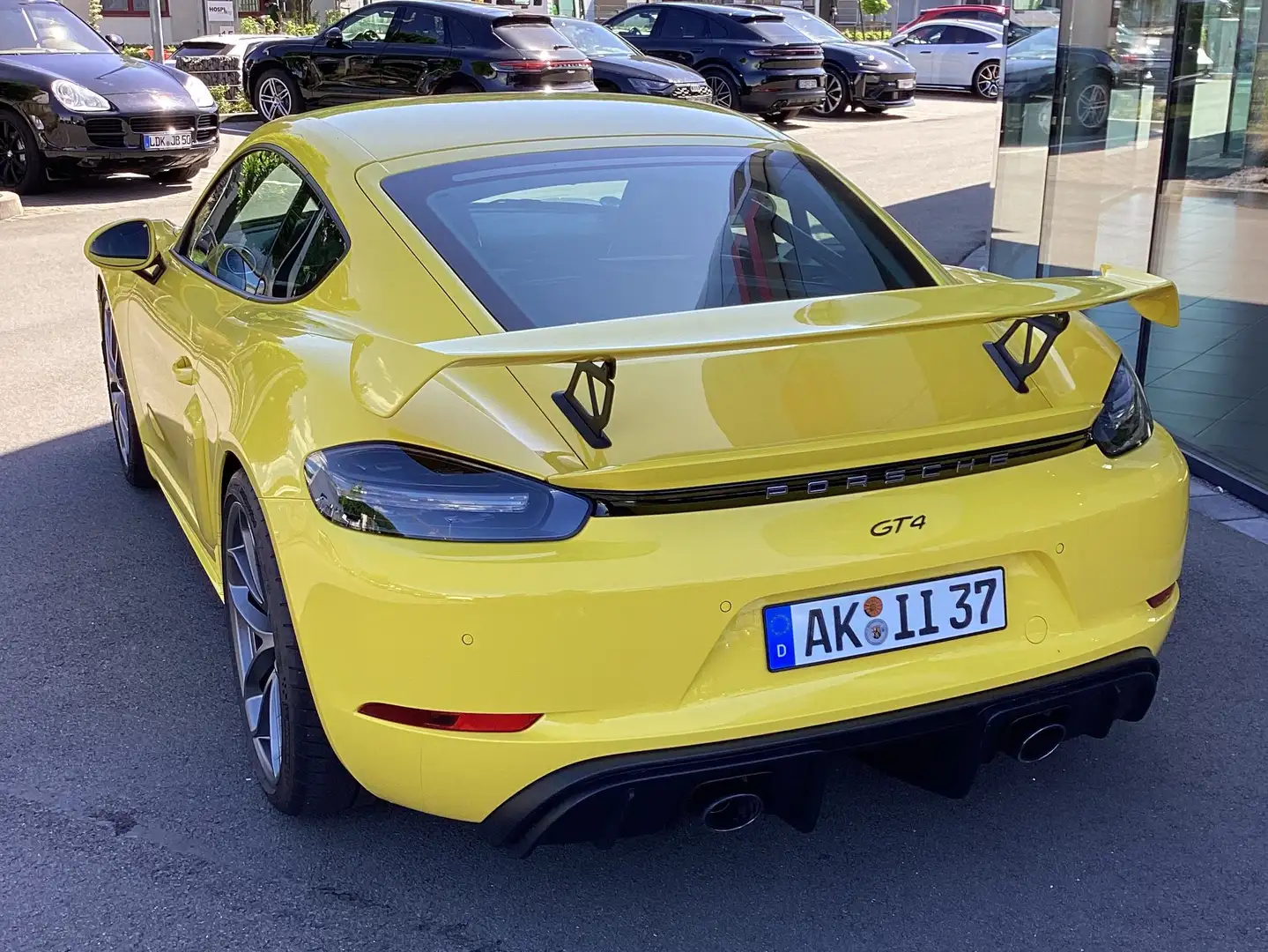 Porsche Cayman 718 Cayman GT4 Gelb - 2
