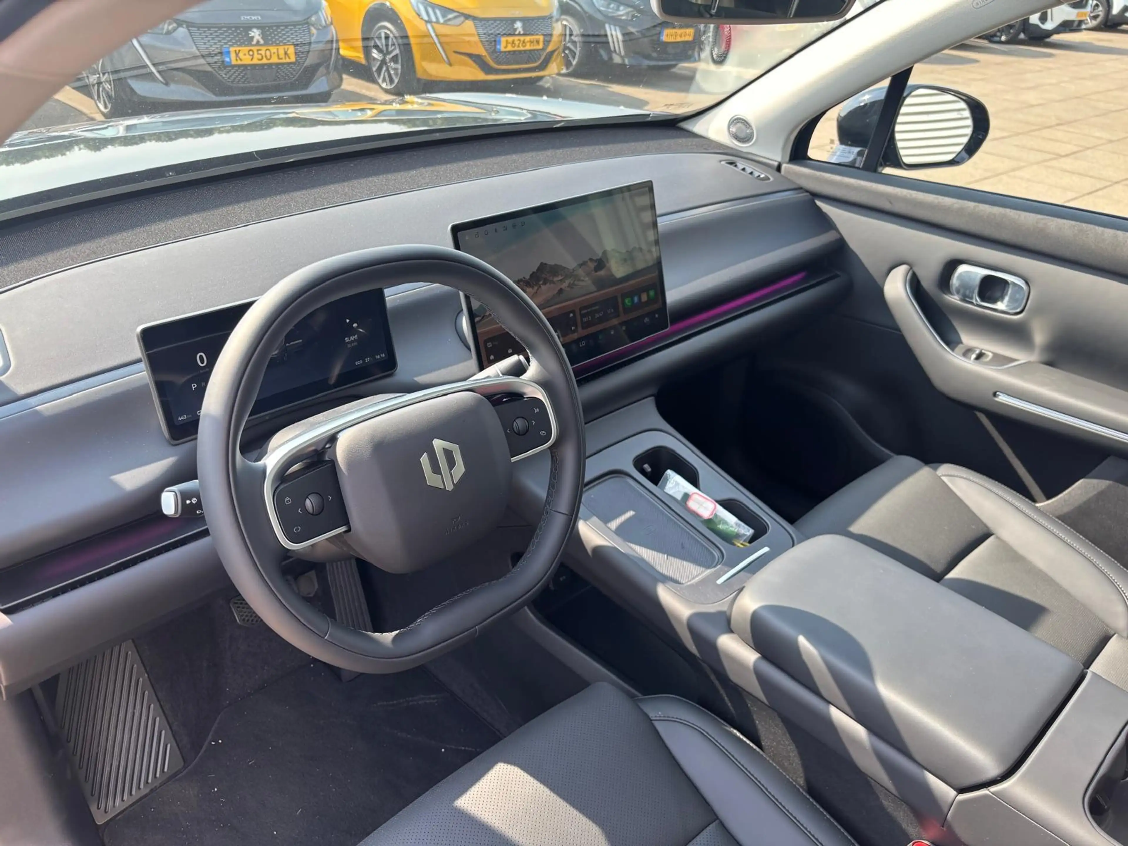 Leapmotor C10 Design ProMax 81.9 kWh Navigatie | 360 Camera | Le — photo 5