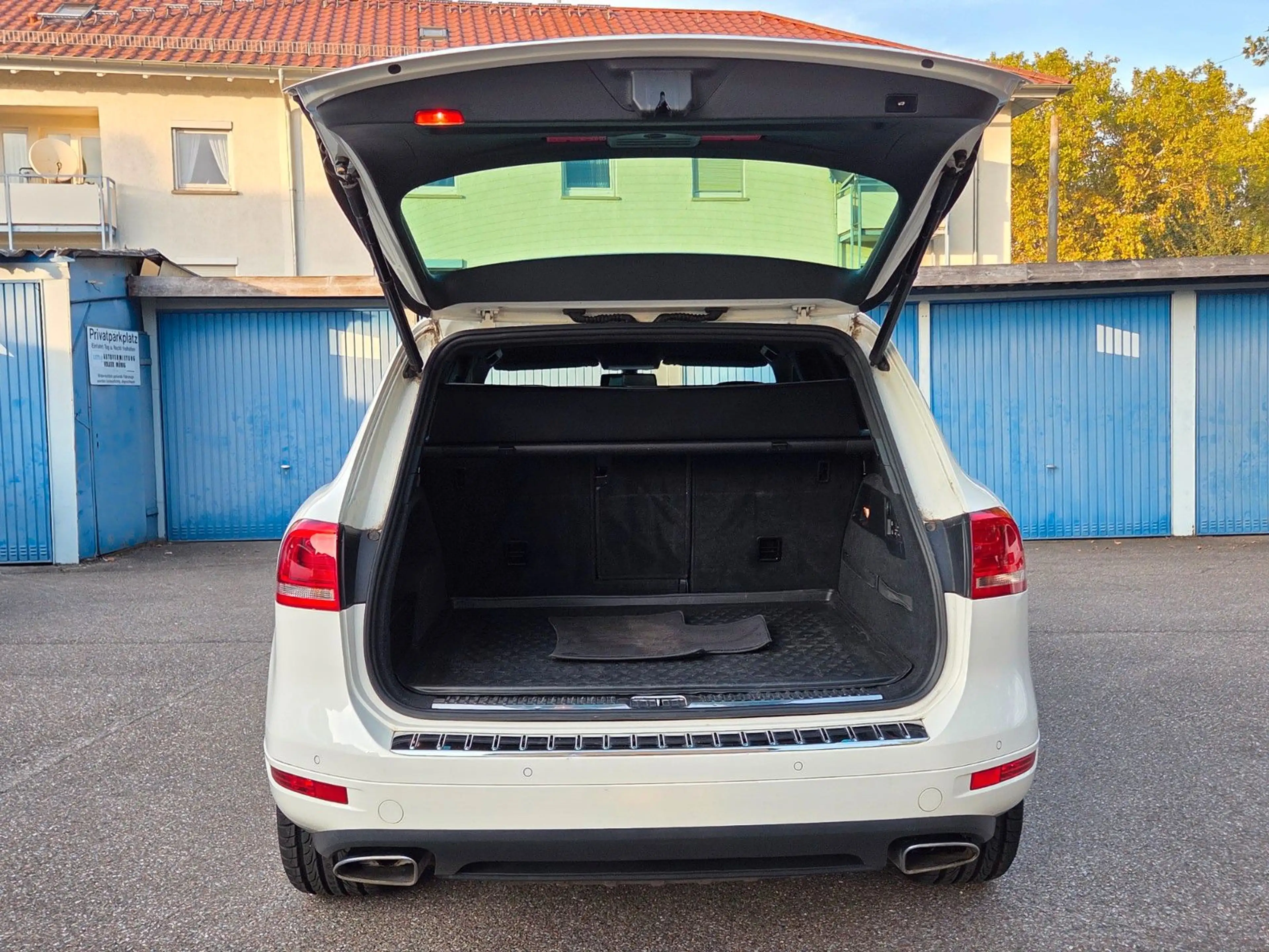 Volkswagen Touareg V6 TDI BMT +STANDHZG+AHK+KAMERA+ — photo 30