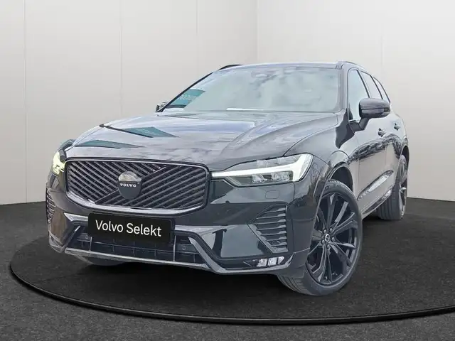 Volvo XC60 FACELIFT B5 AWD Black Edition Plus / Essence