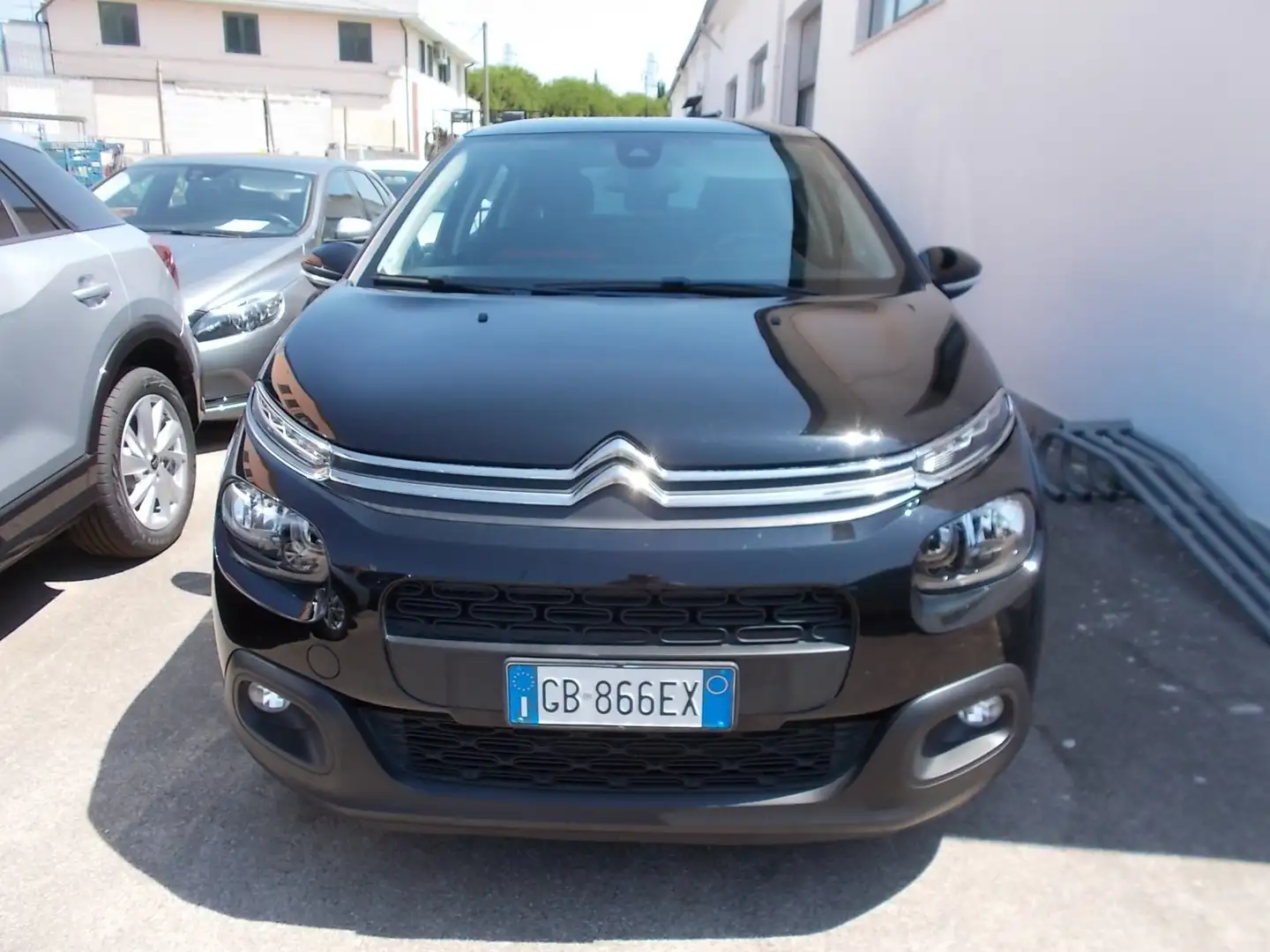 Citroen C3 1.5 bluehdi Shine Pack s Nero - 2
