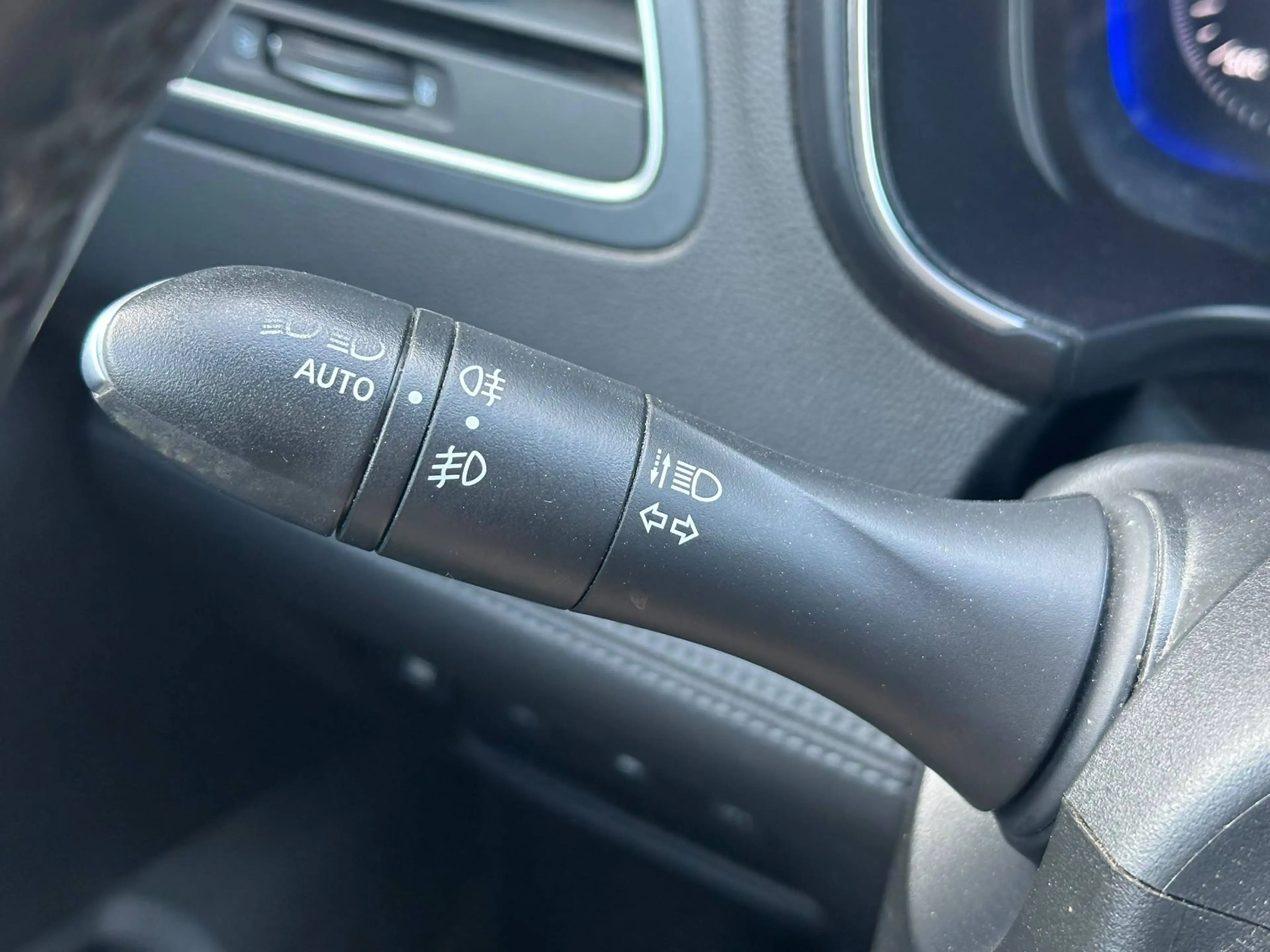 Renault Koleos Koleos 2.0 dCi 4WD Intens — photo 15