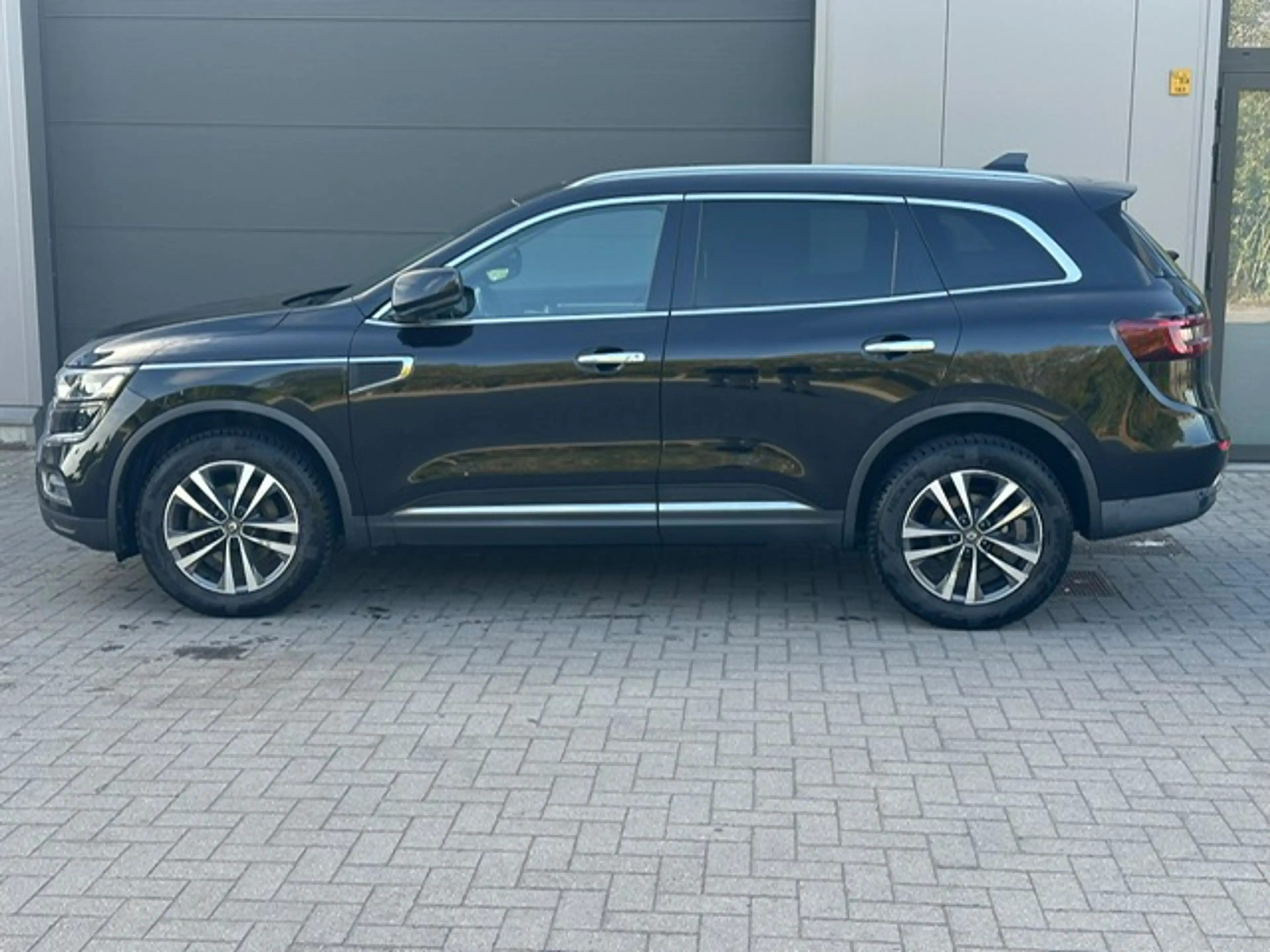 Renault Koleos Koleos 2.0 dCi 4WD Intens — photo 2