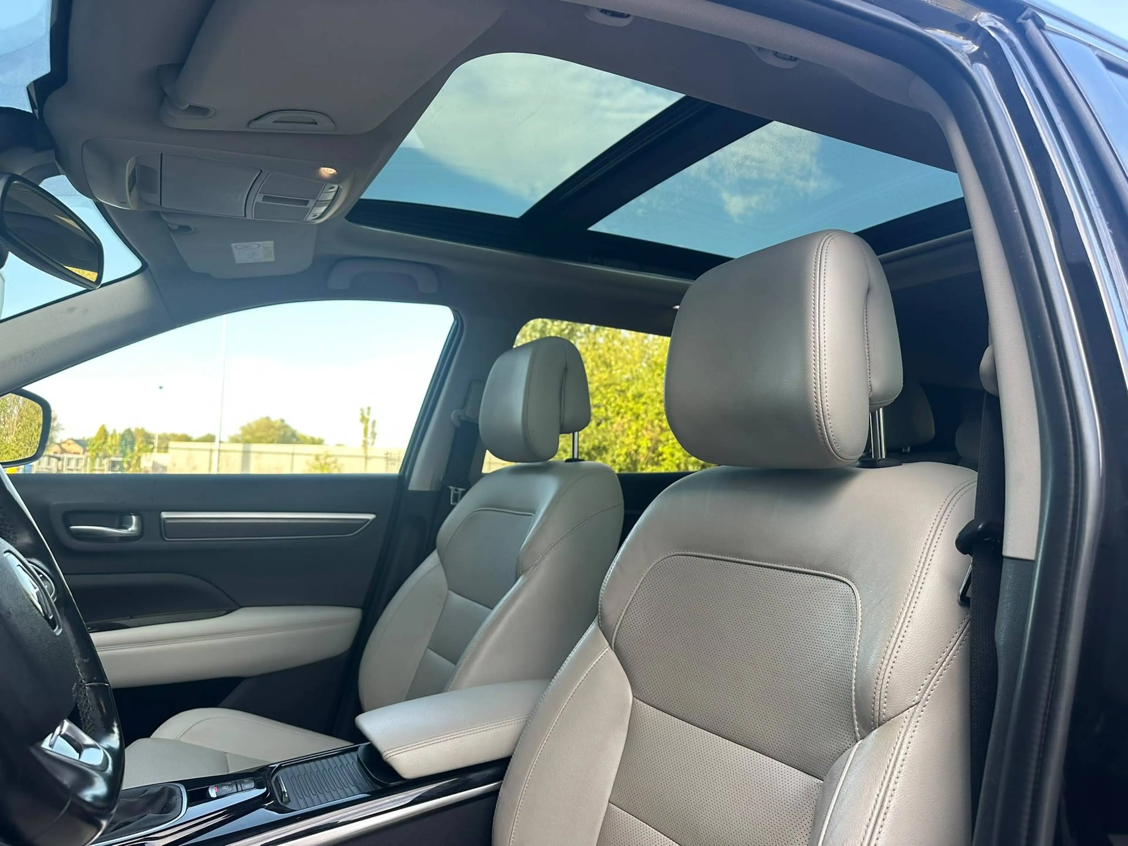 Renault Koleos Koleos 2.0 dCi 4WD Intens — photo 6