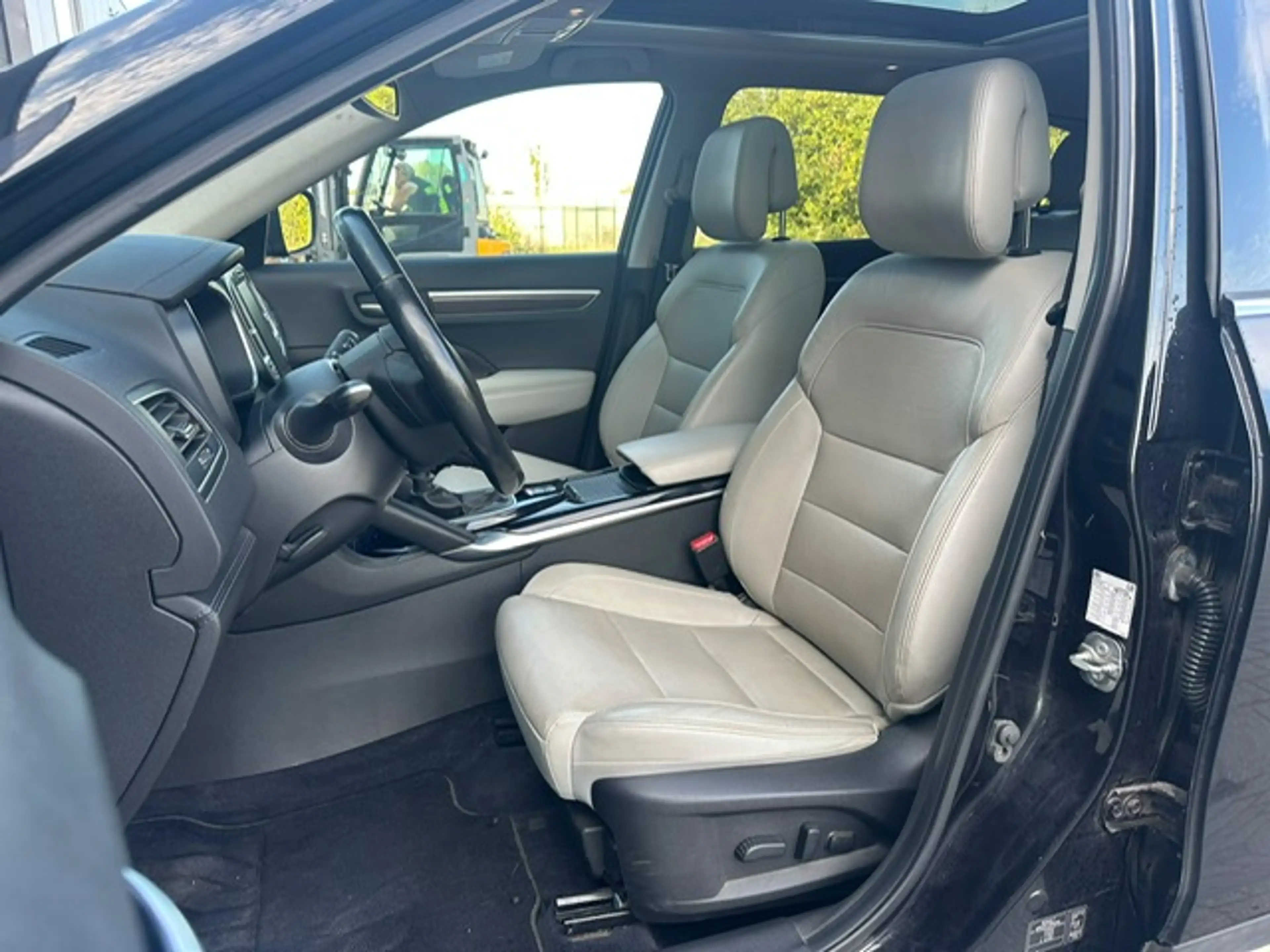 Renault Koleos Koleos 2.0 dCi 4WD Intens — photo 11