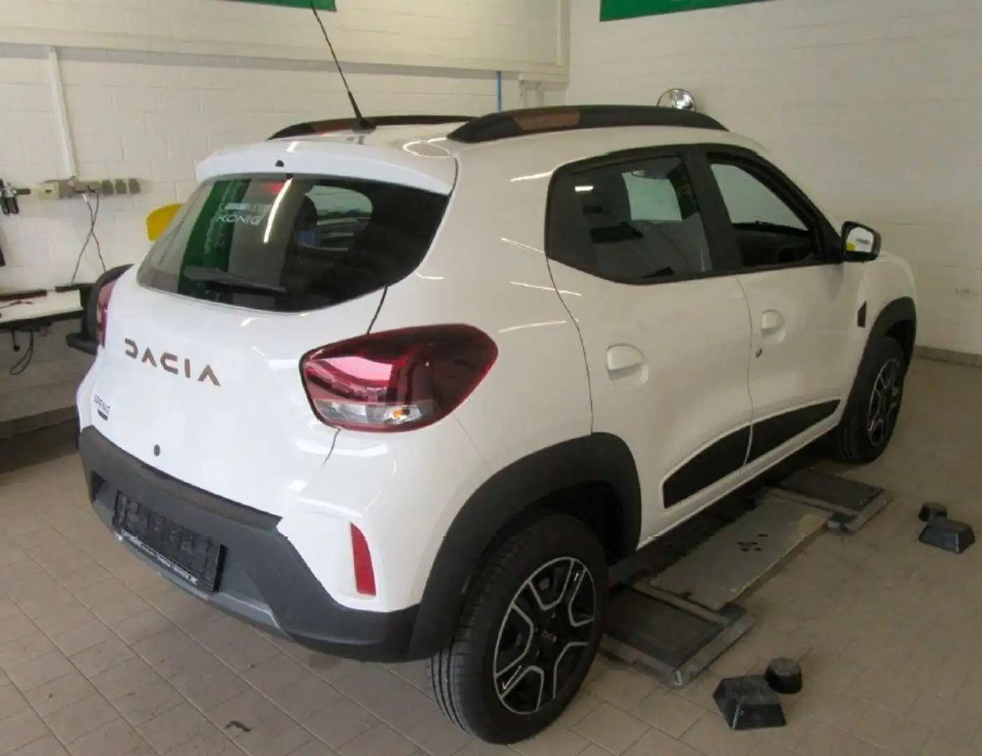 Dacia Spring Electric Extreme 65 CCS - Kamera Weiß - 2