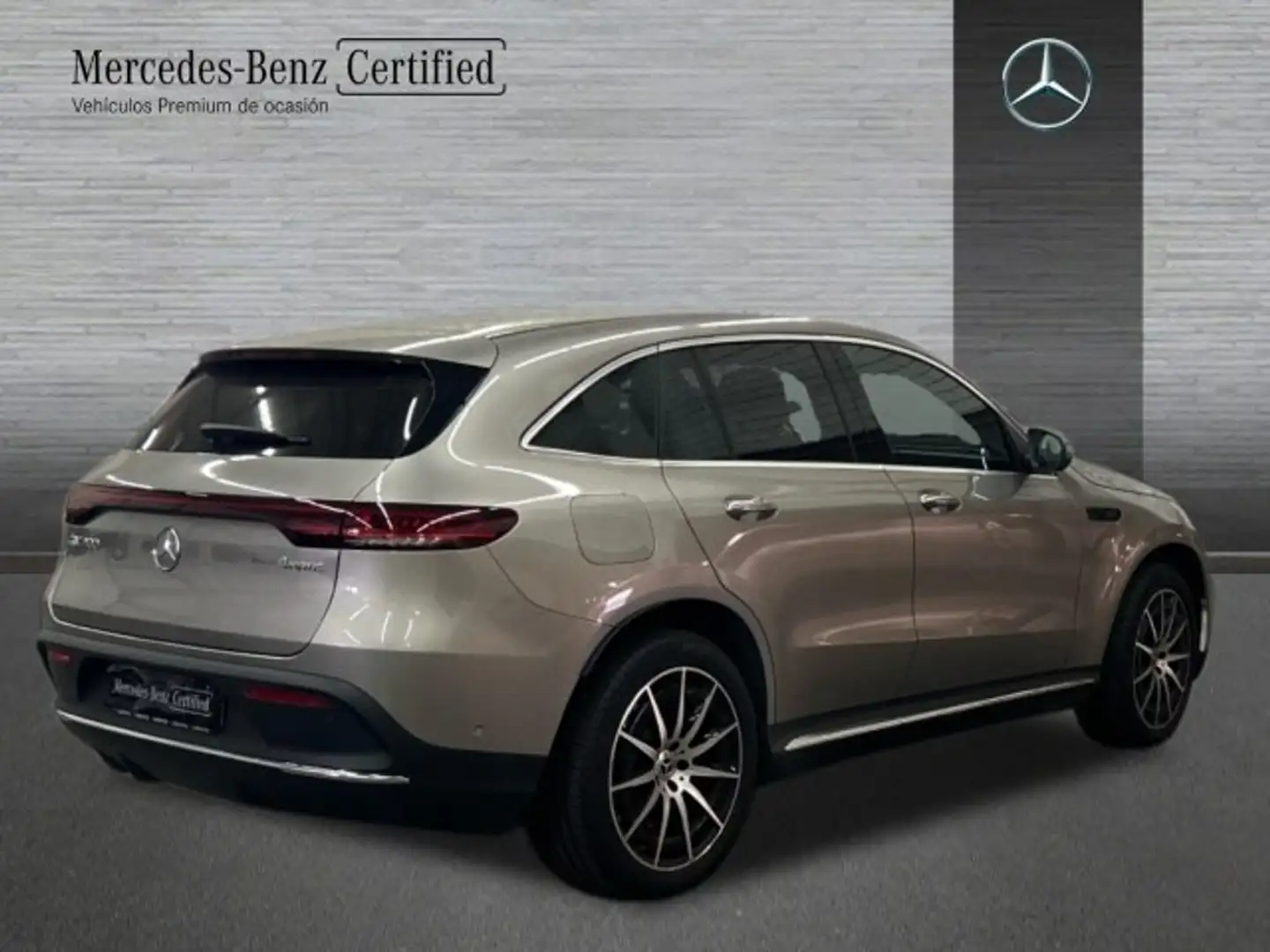 Mercedes-Benz EQC 400 4MATIC - 2
