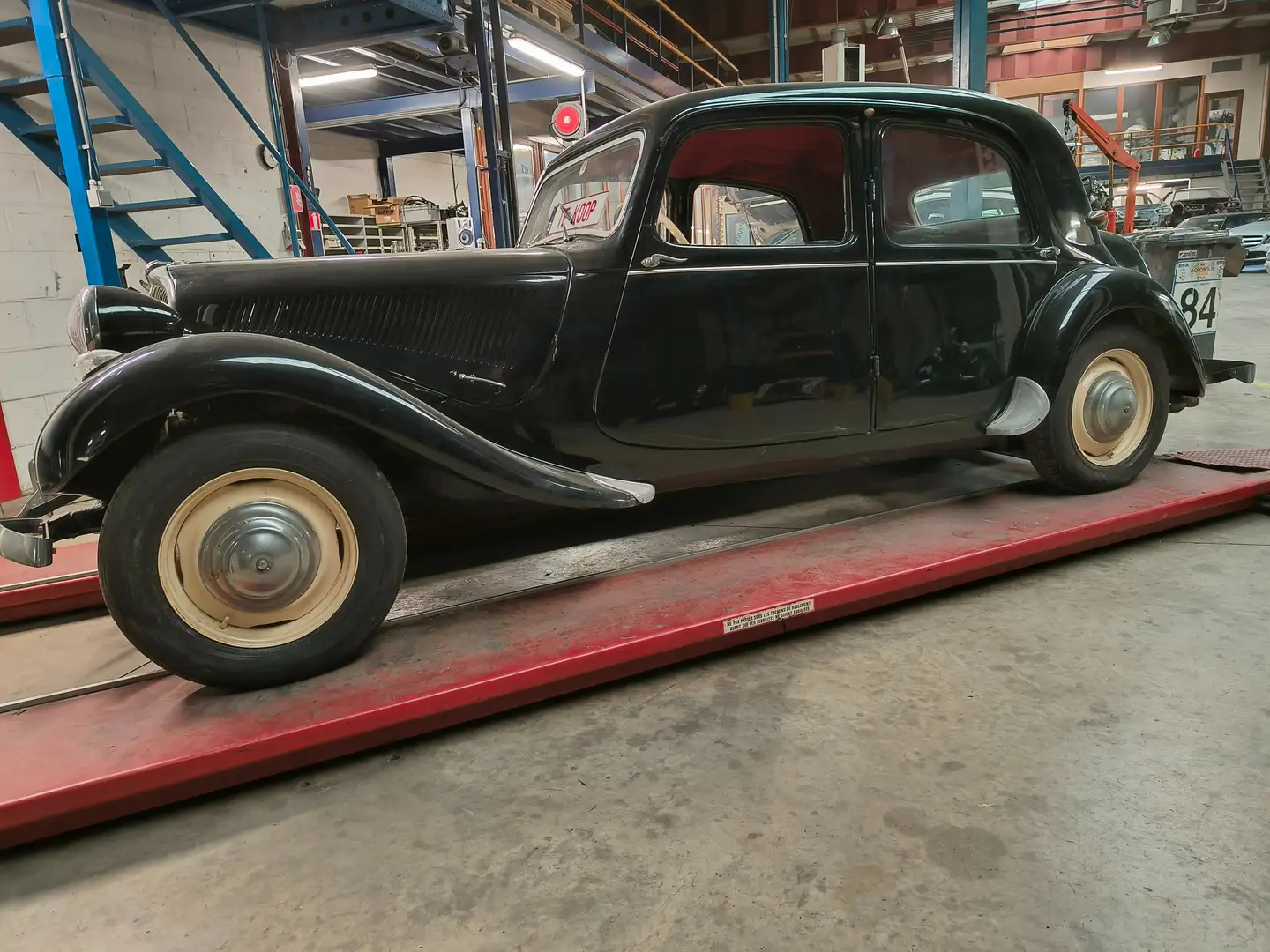 Citroen Traction - 1