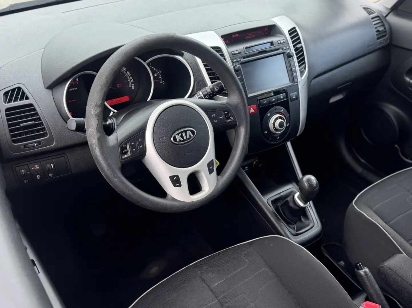 Kia Venga 1.4 CVVT Seven Airco Cruise Navi Camera Bej - 2