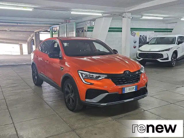 Renault Arkana 1.6 E-TECH FULL HYBRID E-TECH ENGINEERED FAST TRAC