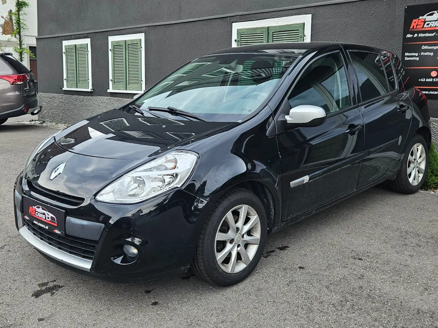 Renault Clio Authentique - 1