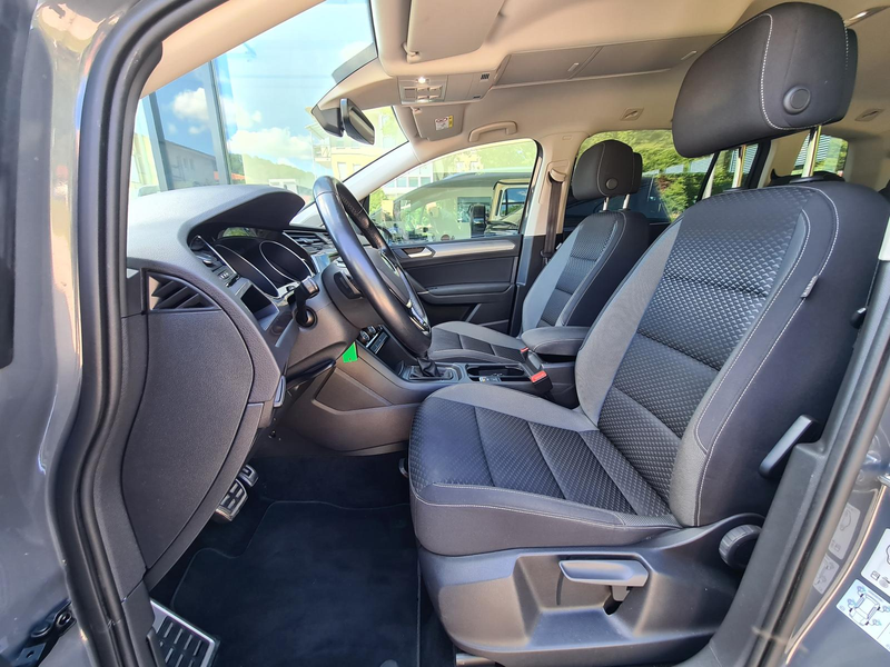 Volkswagen Touran 1.5 TSI DSG Active Navi+VZE 7-Sitzer RFK — photo 14