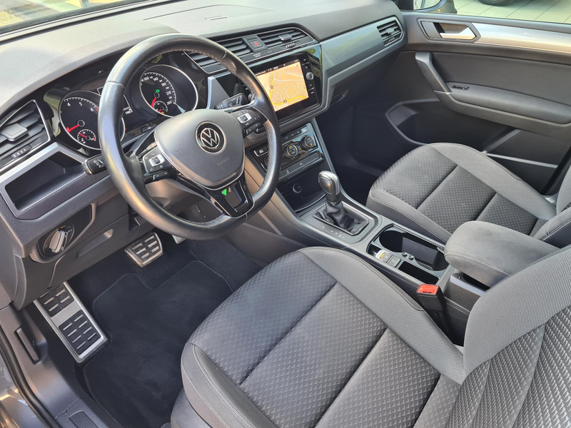 Volkswagen Touran 1.5 TSI DSG Active Navi+VZE 7-Sitzer RFK — photo 12