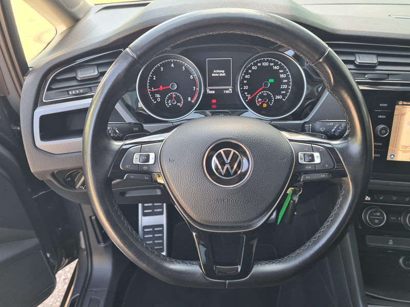 Volkswagen Touran 1.5 TSI DSG Active Navi+VZE 7-Sitzer RFK — photo 15