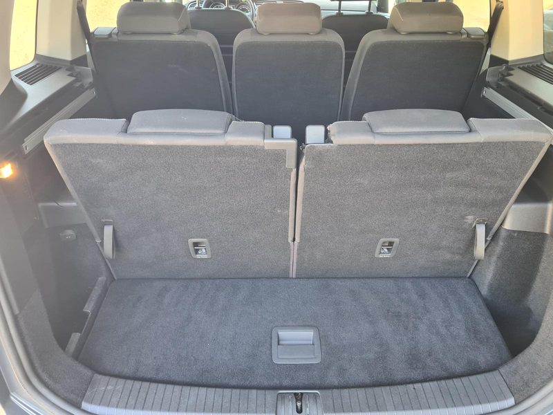 Volkswagen Touran 1.5 TSI DSG Active Navi+VZE 7-Sitzer RFK — photo 9