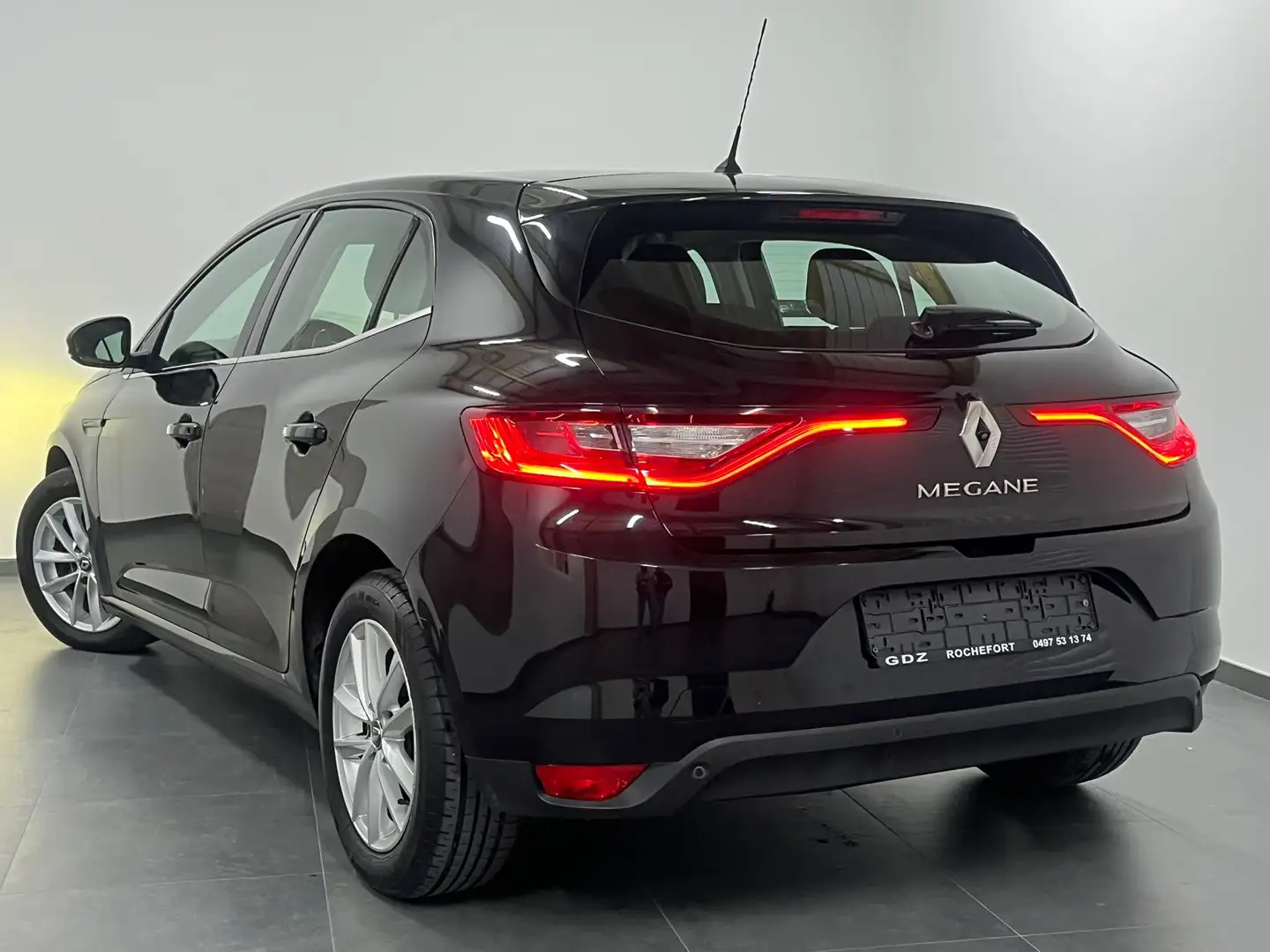 Renault Megane Megane 1.5 dCi - Navi - CarPlay - Camera Noir - 2