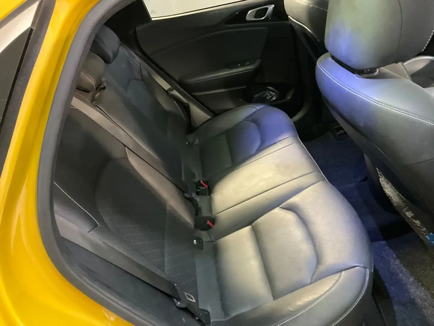 Kia XCeed 1.4 TGDI Evolution Oro - 2