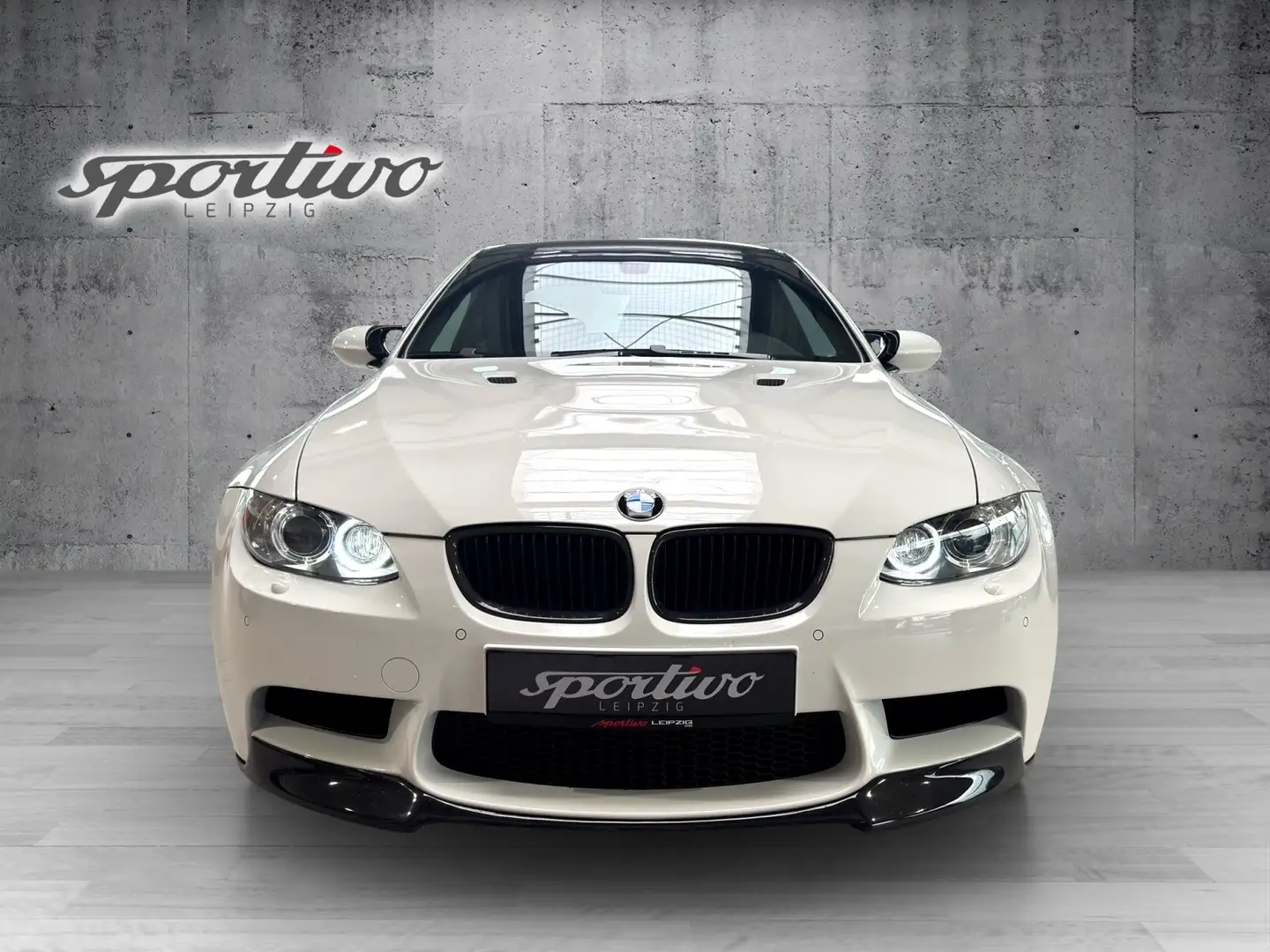 BMW M3 E92 Coupé M-Performance | Deutsches Fzg. Weiß - 2