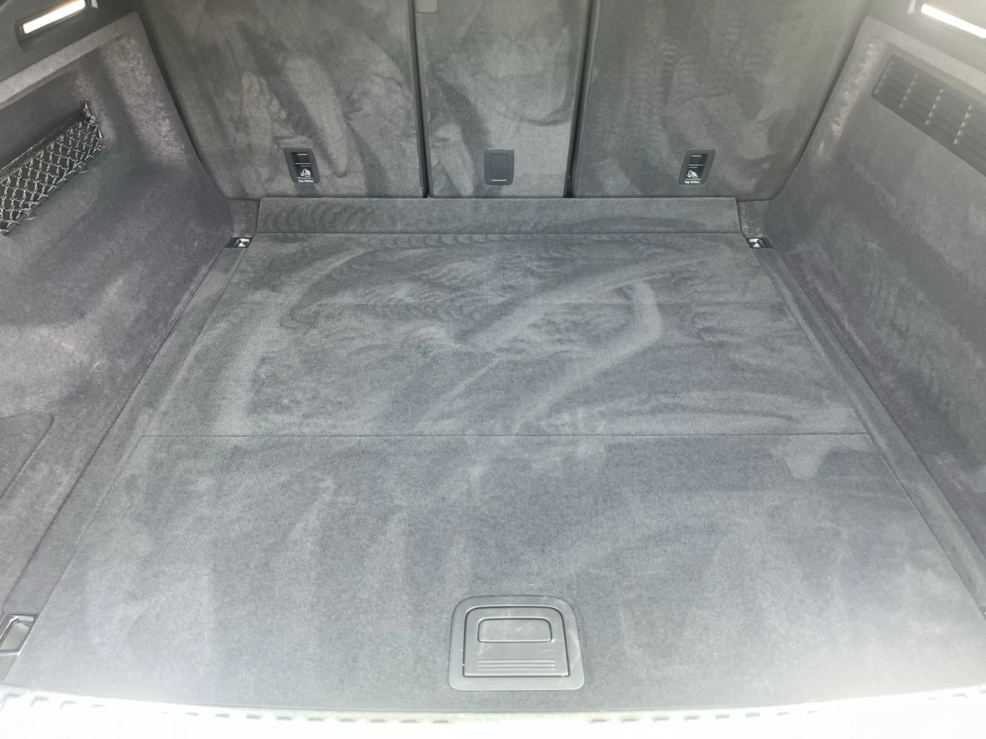 Audi SQ8 4.0 TFSI Pano Matrix Leder Kamera — photo 15